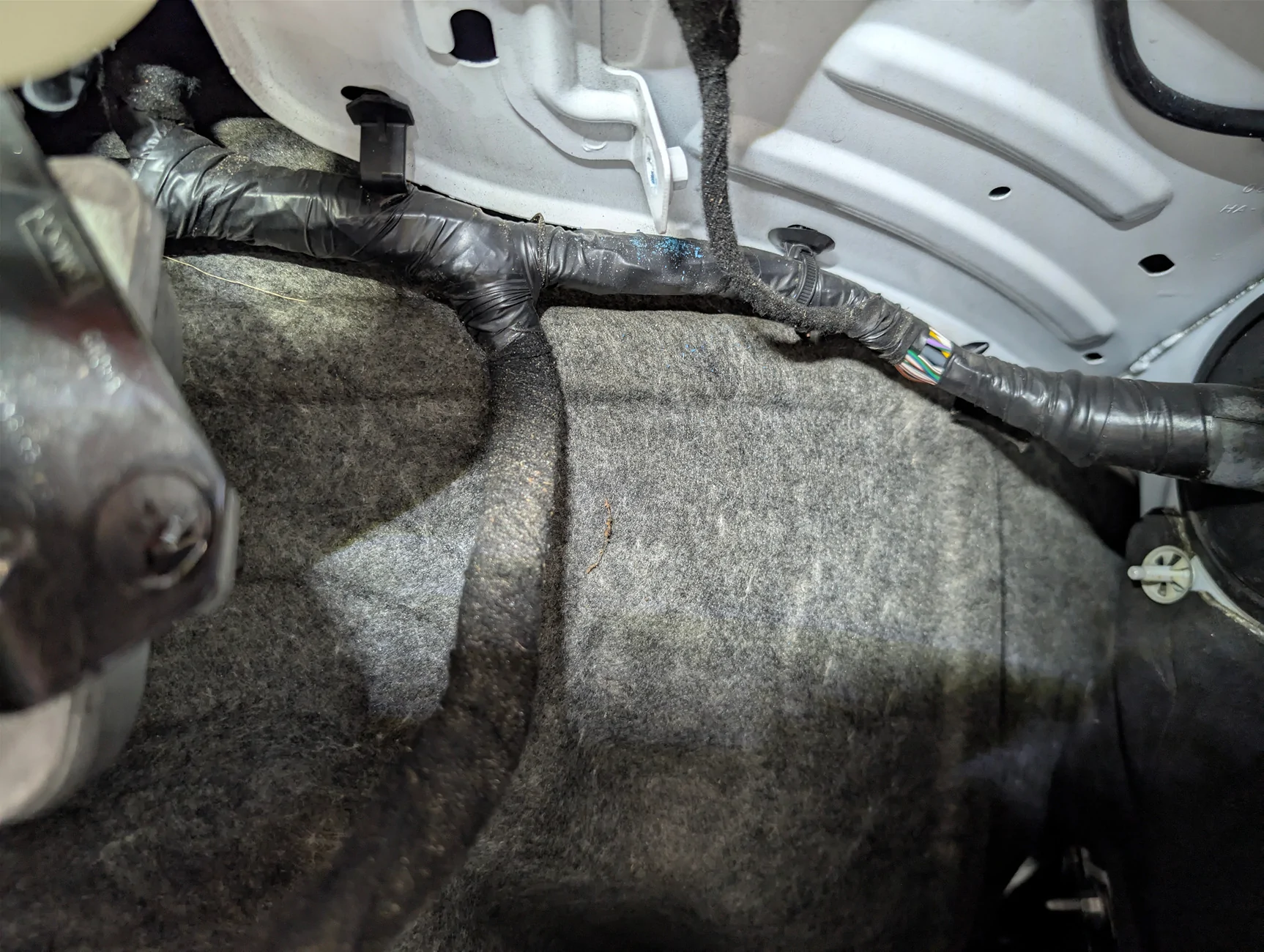 Ford Bronco Recall 26S55: 2021-2026 Bronco - Engine Compartment Wiring Harness Repair [July 23, 2026] -- 590,000k units affected PXL_20260803_235023170.RAW-01