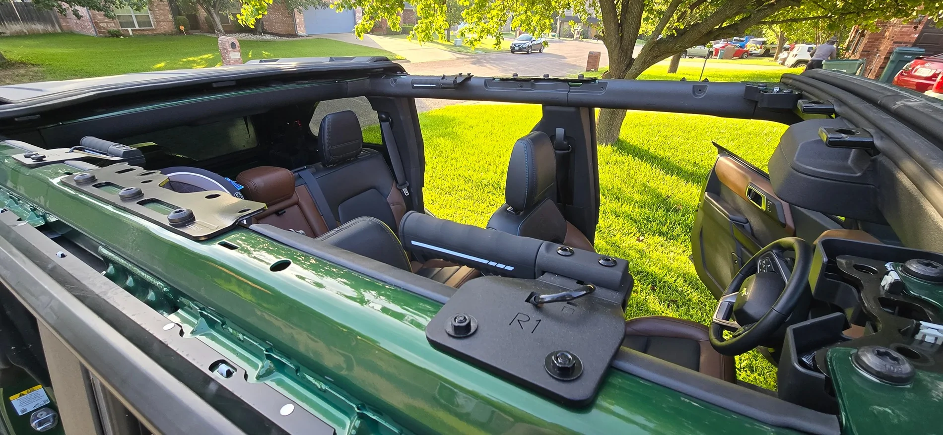 Ford Bronco Passenger grab handles — what are you actually running back there? 1000010808