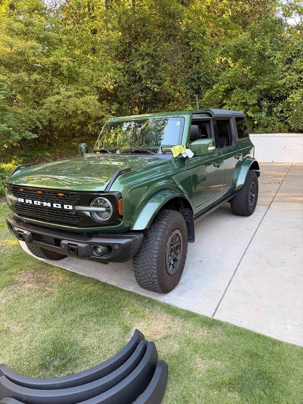 Ford Bronco Painted Fender Flares - Paint Finish vs. Body IMG_3438