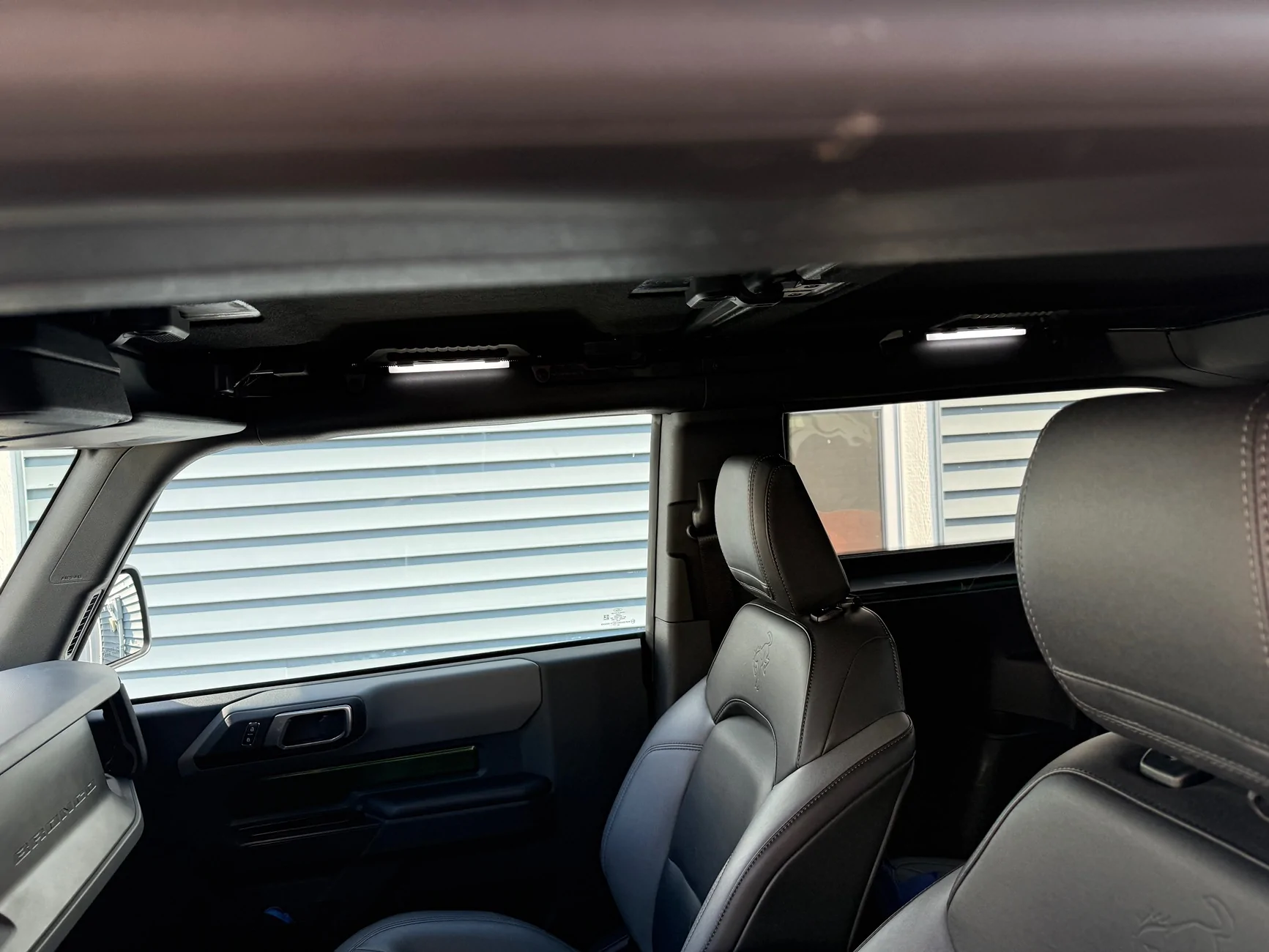 Ford Bronco Passenger grab handles — what are you actually running back there? IMG_0339