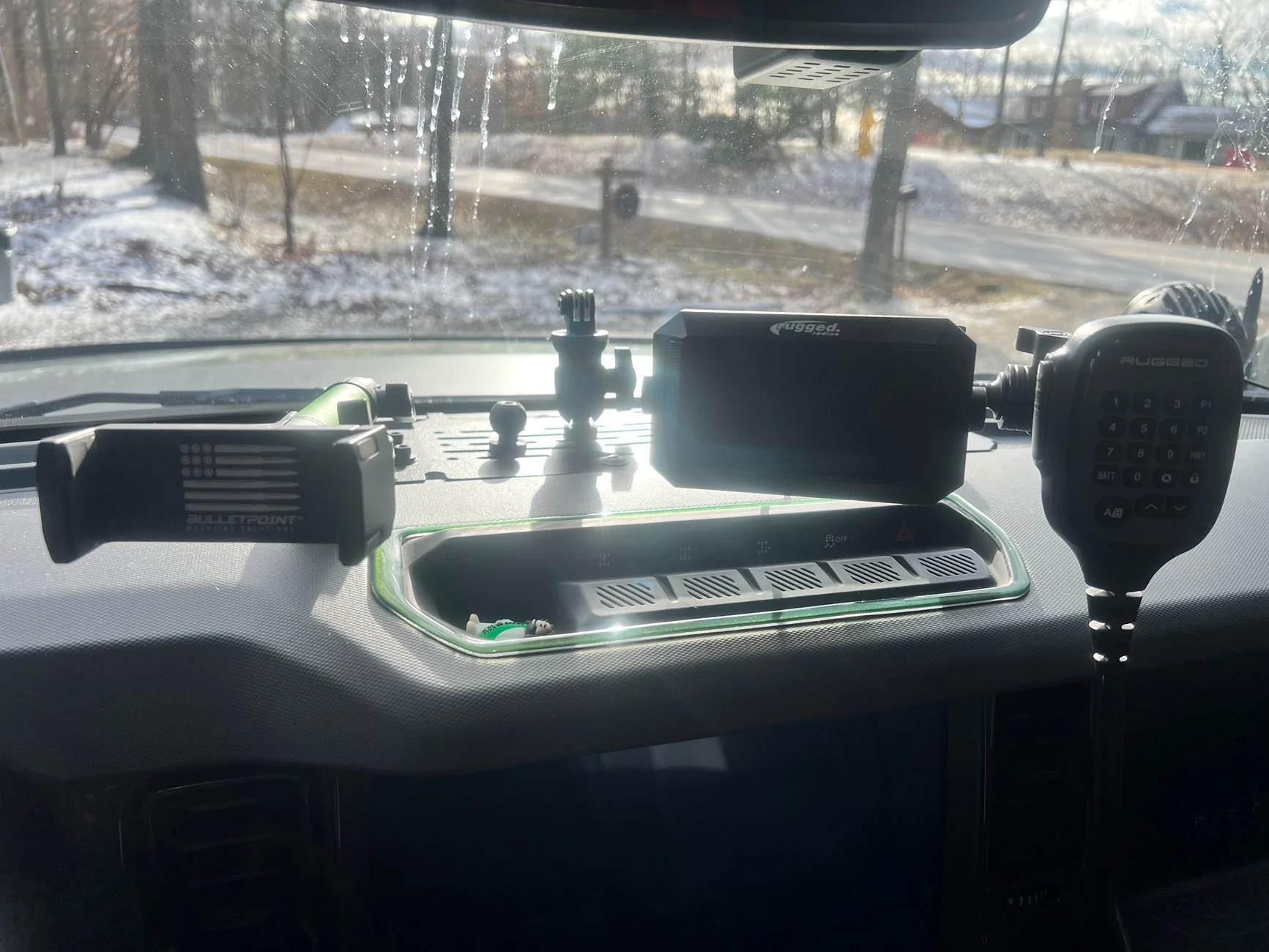 Ford Bronco GRMS radios IMG_9399