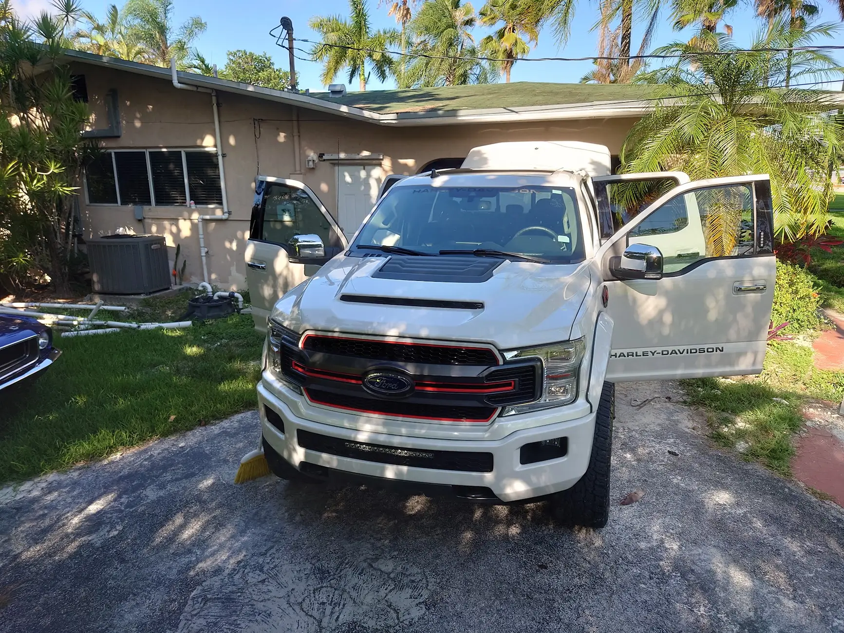 Ford Bronco Asked to decide between Ranger or Bronco 1785988980913-ta