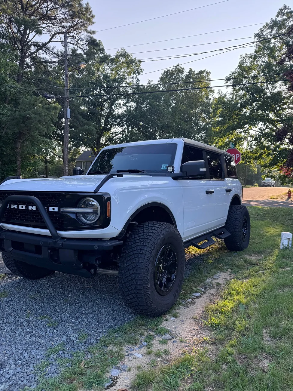 Ford Bronco Bronco vs civic IMG_6036
