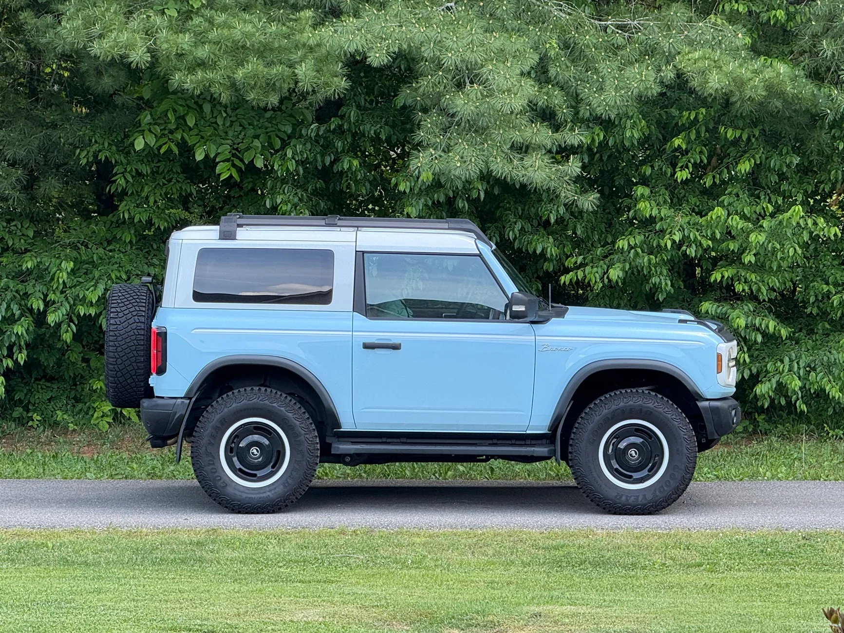 Ford Bronco Heritage 2-door builder no longer available IMG_5812