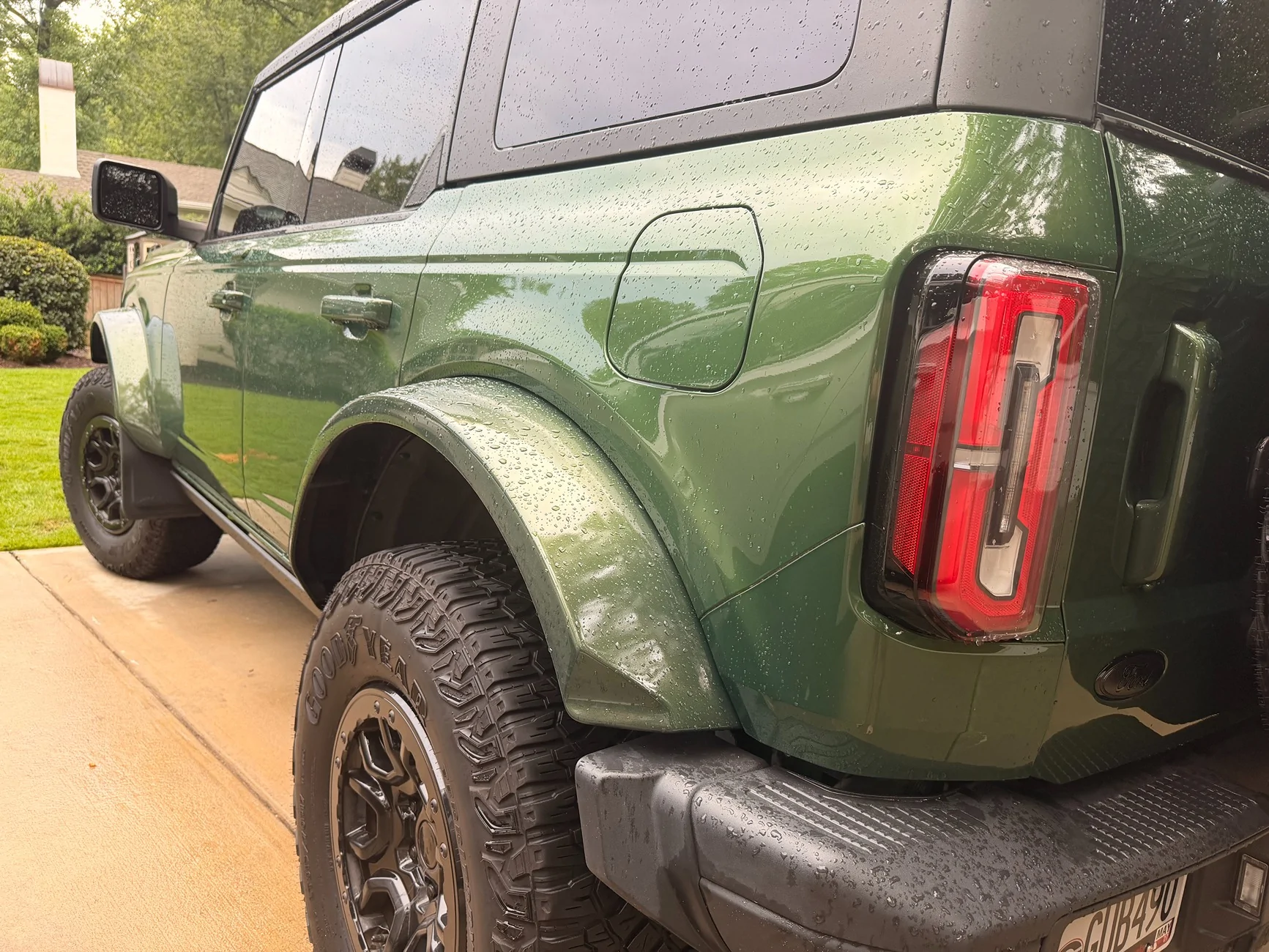 Ford Bronco Painted Fender Flares - Paint Finish vs. Body IMG_5043