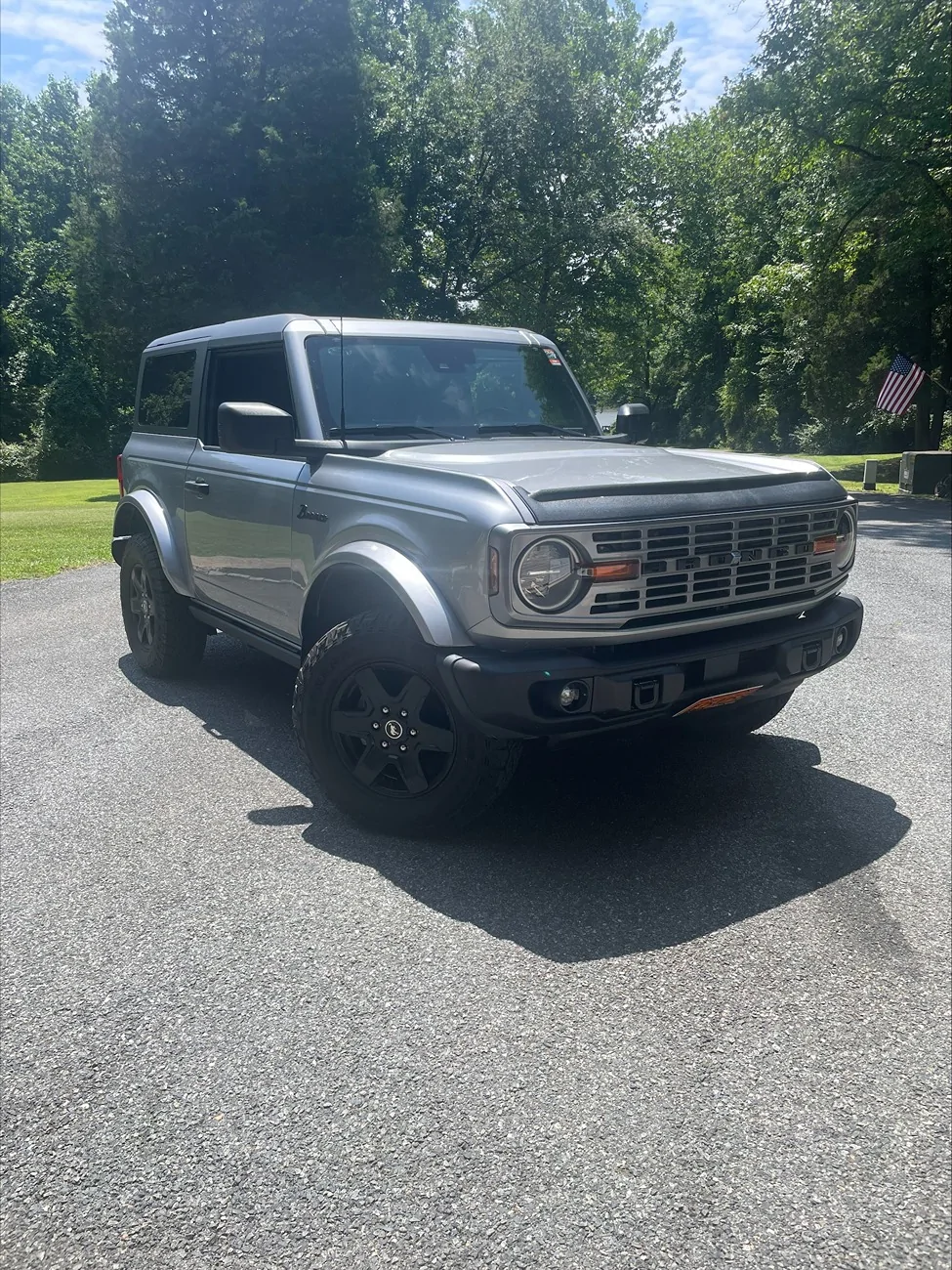 Ford Bronco ICONIC SILVER Bronco Club RF