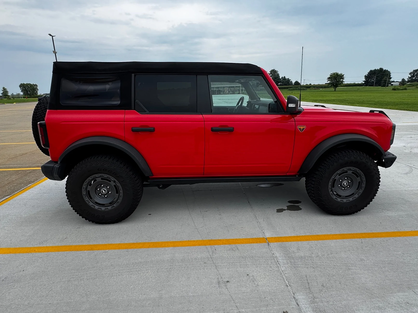Ford Bronco FS: 2024 Bronco Badlands 4D Low Miles | 2.7L V6 | Sasquatch | 334A Lux | Race Red | Upgraded Audio | $50,000 IMG_5528