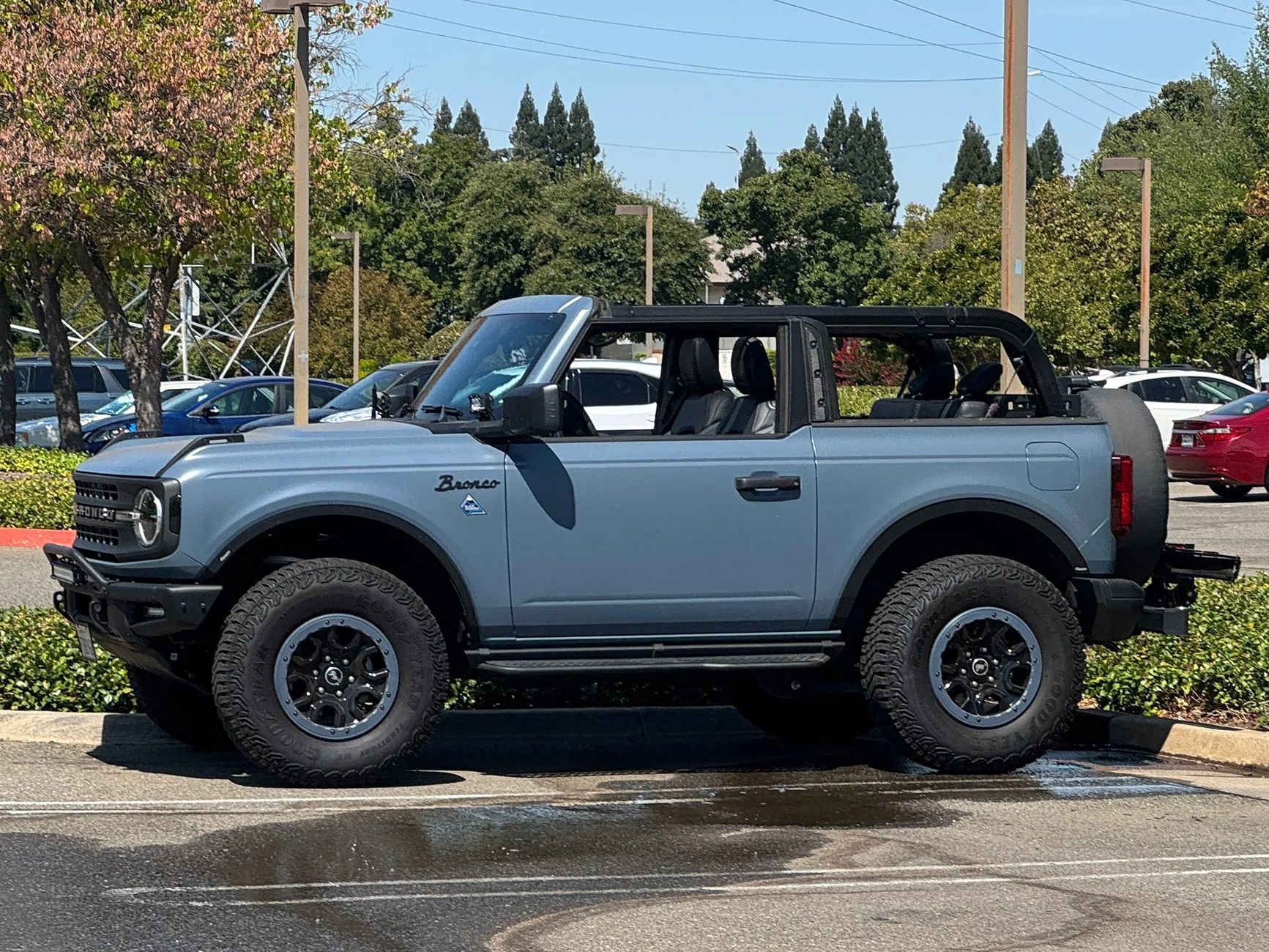 Ford Bronco Questions : 2.3L MT non-Sas BL 2dr with MGV? IMG_1225