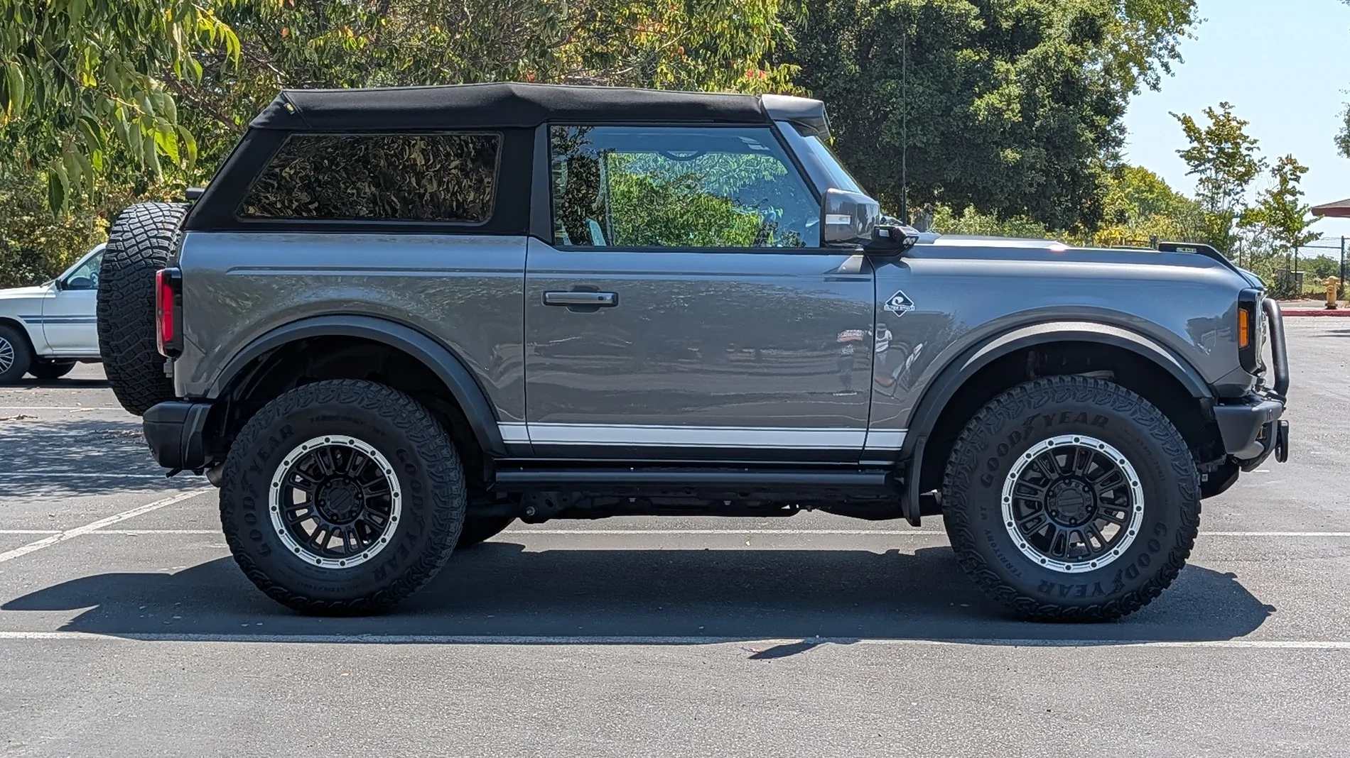Ford Bronco 2022 Ford Bronco 2-Door Outer Banks w/Lux and Sasquatch PXL_20260808_193111685
