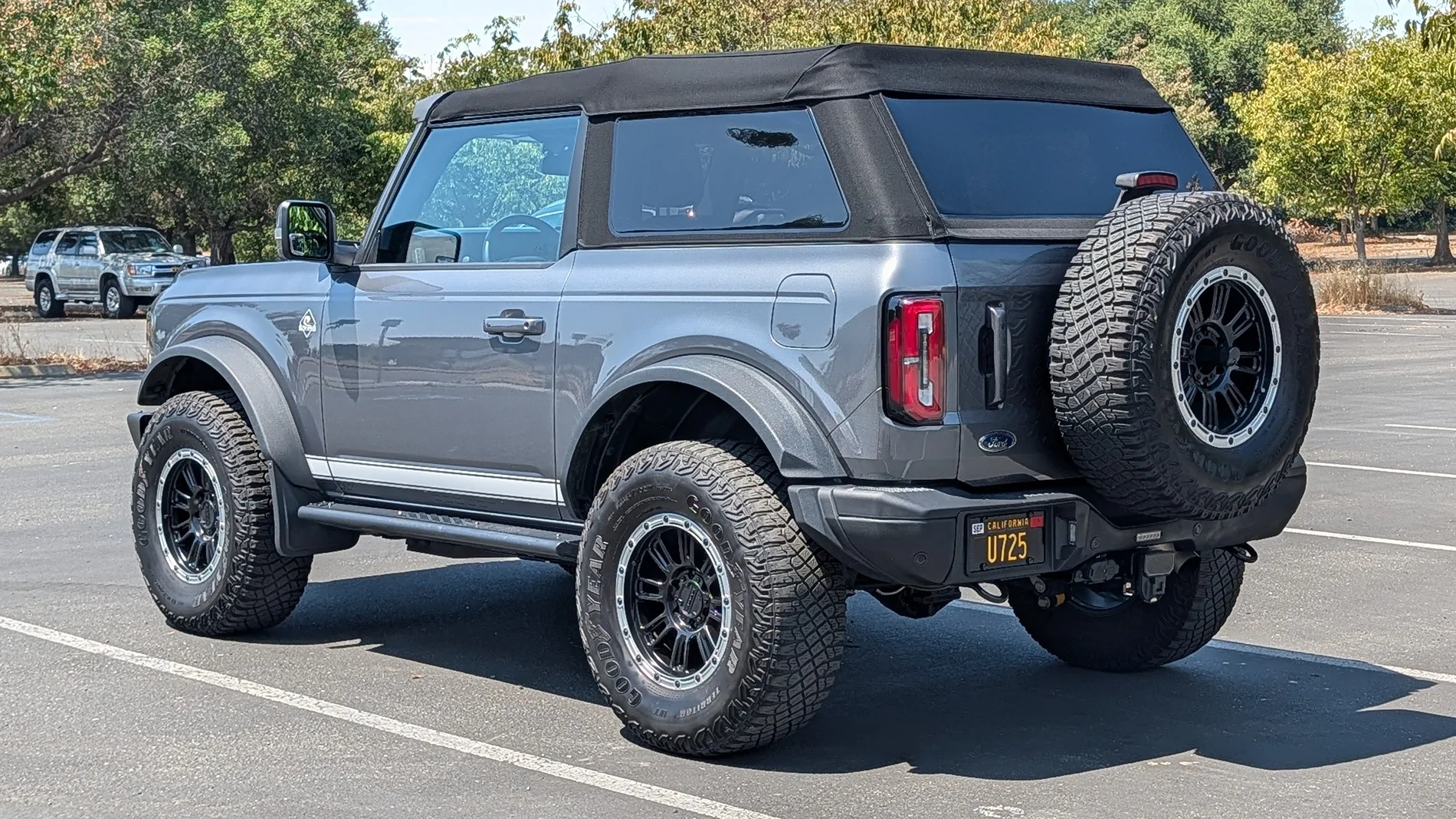 Ford Bronco 2022 Ford Bronco 2-Door Outer Banks w/Lux and Sasquatch PXL_20260808_193218249
