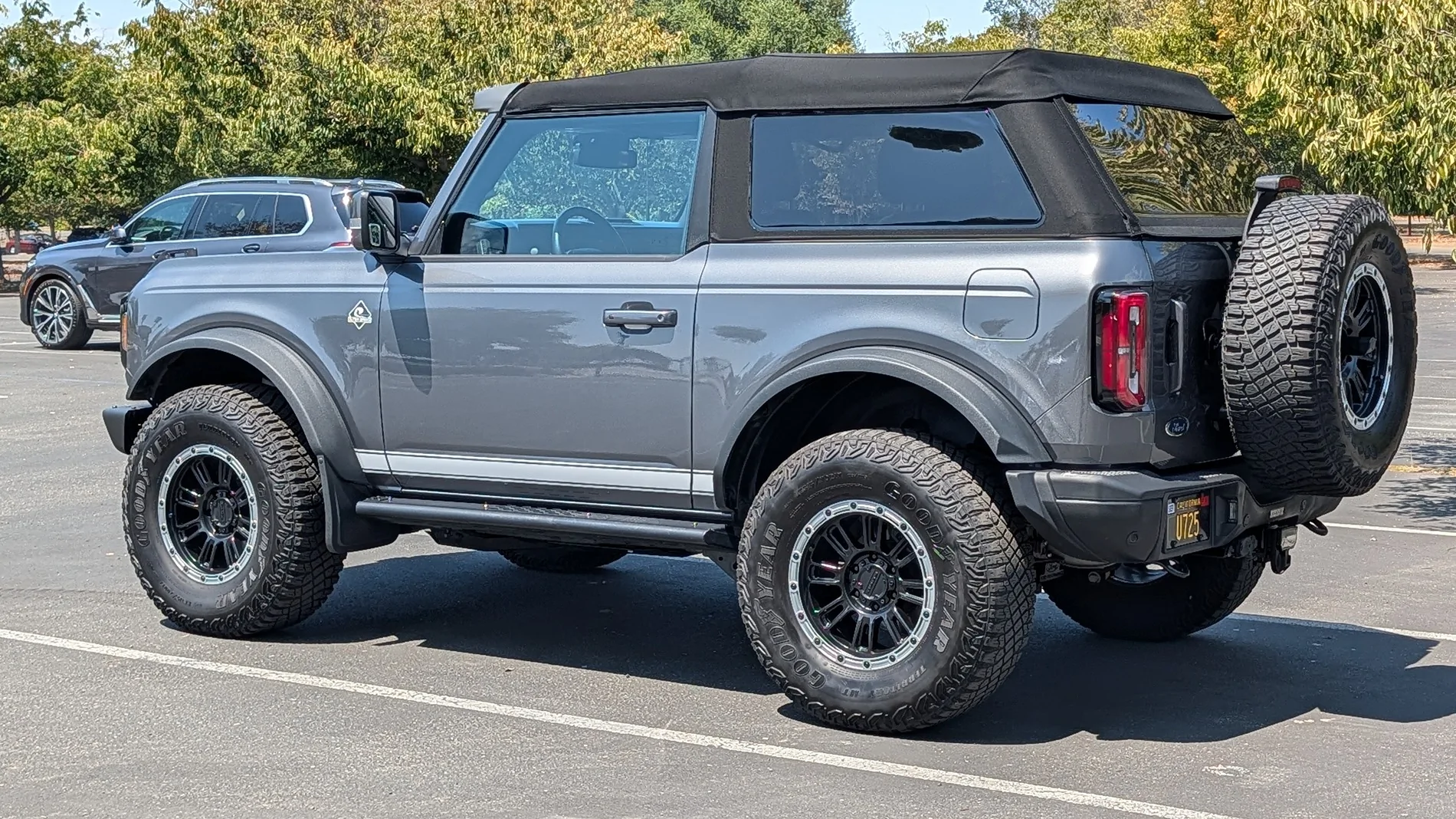 Ford Bronco 2022 Ford Bronco 2-Door Outer Banks w/Lux and Sasquatch PXL_20260808_193225574