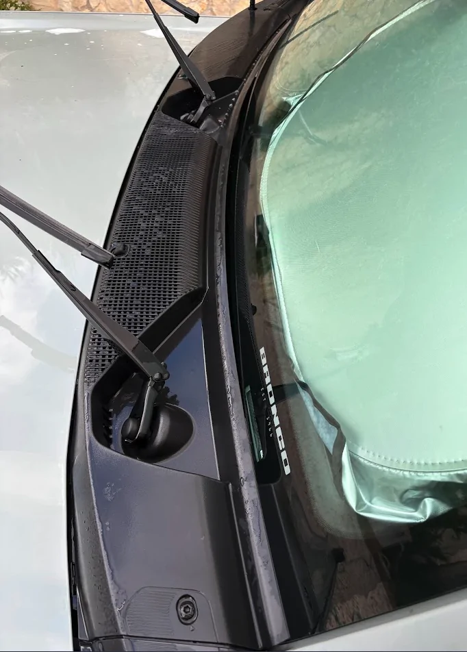 Ford Bronco Windshield Cowl Gap 1786299962719-6y