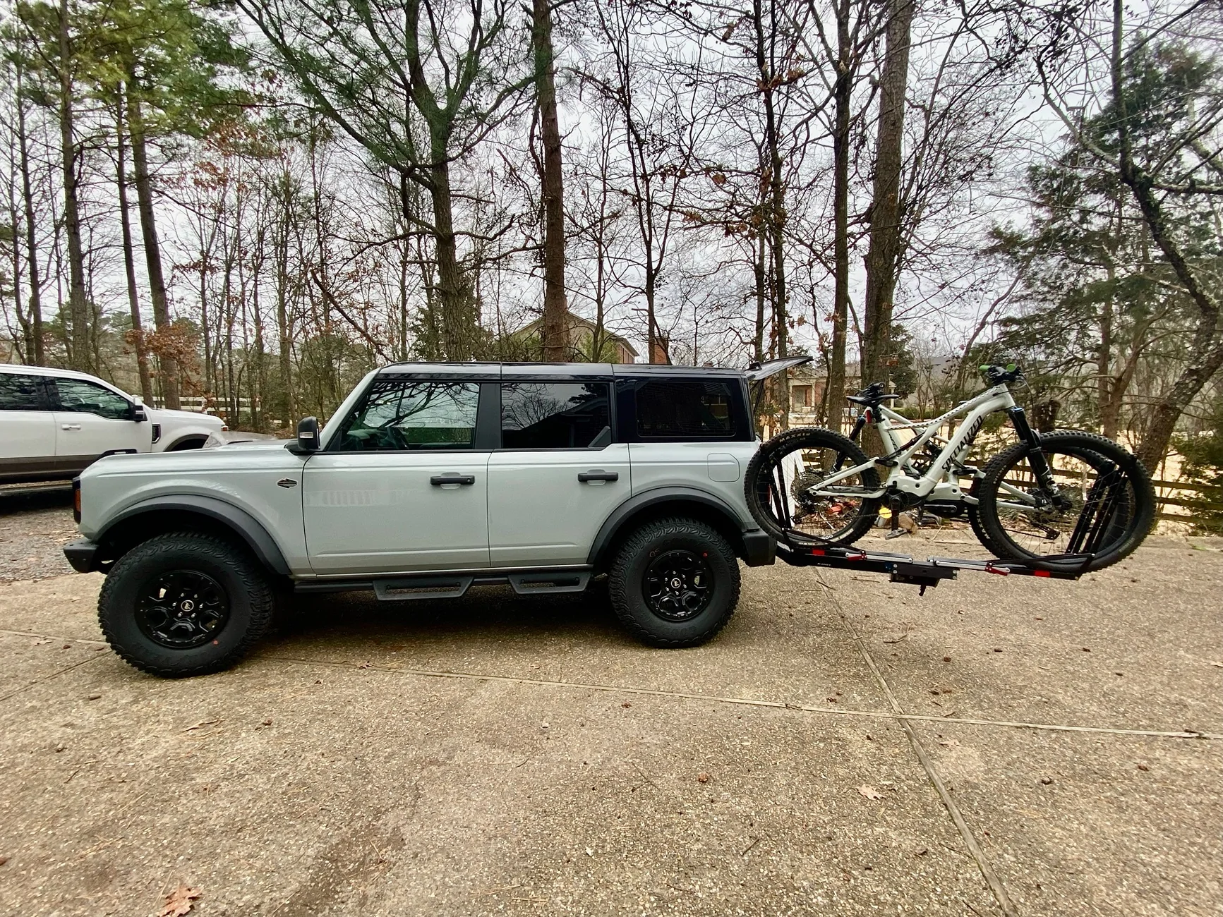 Ford Bronco Bike Rack Pics IMG_8055