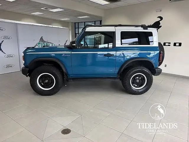 Ford Bronco 2024 Peak Blue 2dr Heritage Edition for sale 1786487195778-h7
