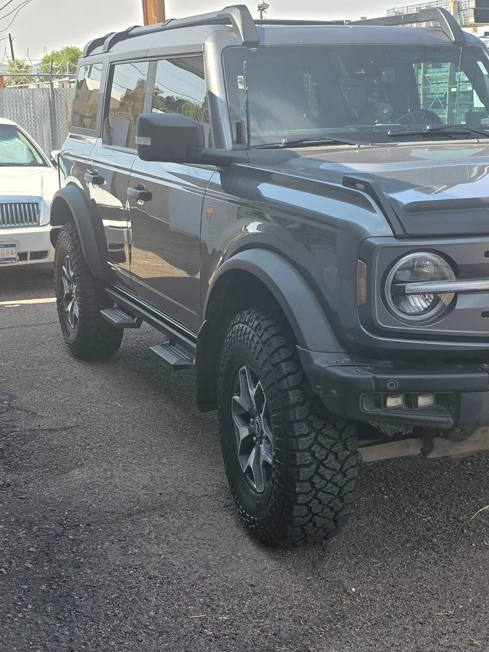 Ford Bronco Anyone keep their non SAS Badlands rims and slap 35s or 37s recently?? 20260812_095507
