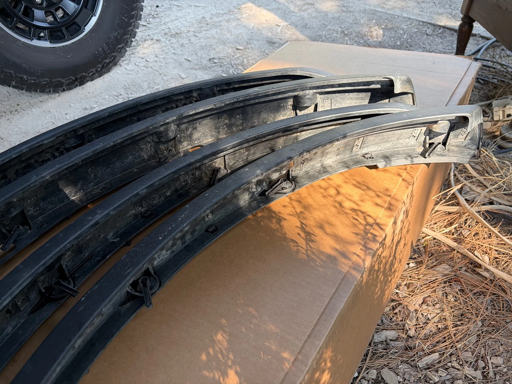 Ford Bronco WTB: OEM Steel R Bumper IMG_0976