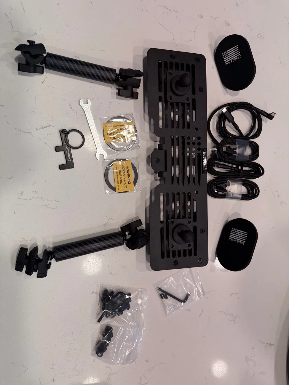 Ford Bronco NEW bulletpoint dual charging MagSafe phone mount IMG_0136