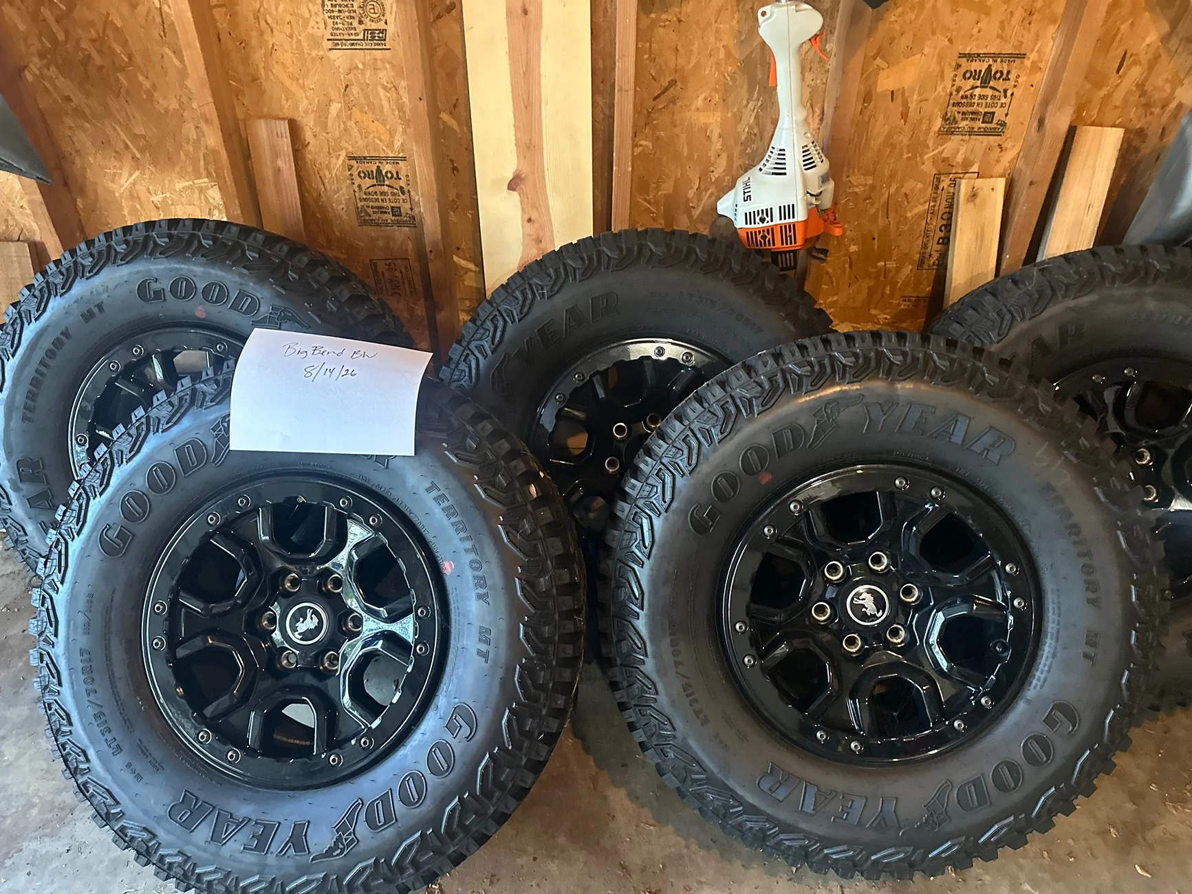 Ford Bronco Wildtrack Take Offs - Wheels and Tires IMG_5055