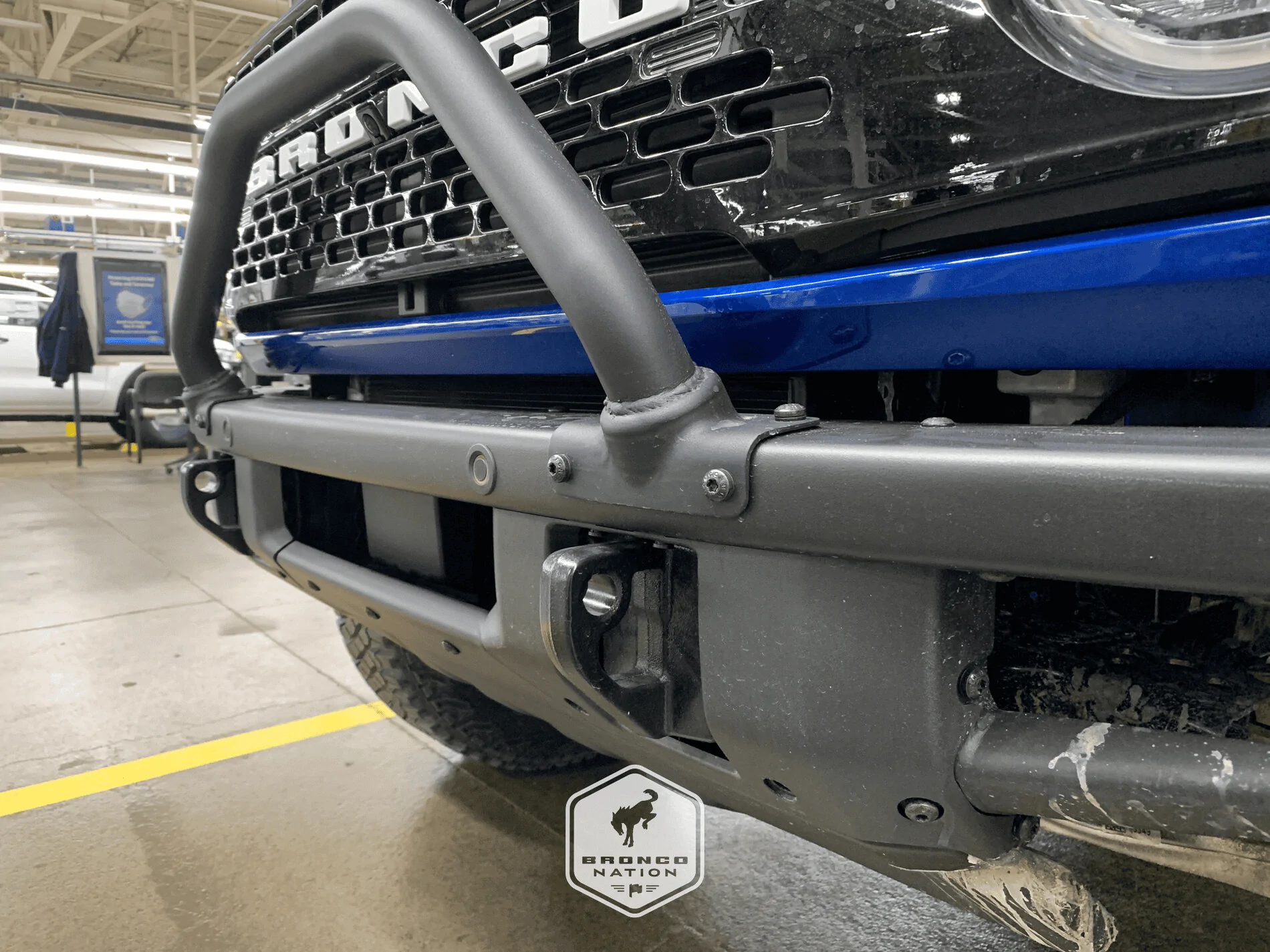 Ford Bronco 2 door fastback top DOES fold back! Lightning Blue First Edition Bronco With Graphics 1611375500409
