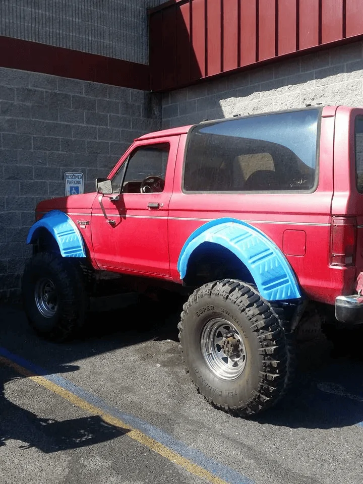 Ford Bronco Sasquatch = Goofy Flares 1611445784571