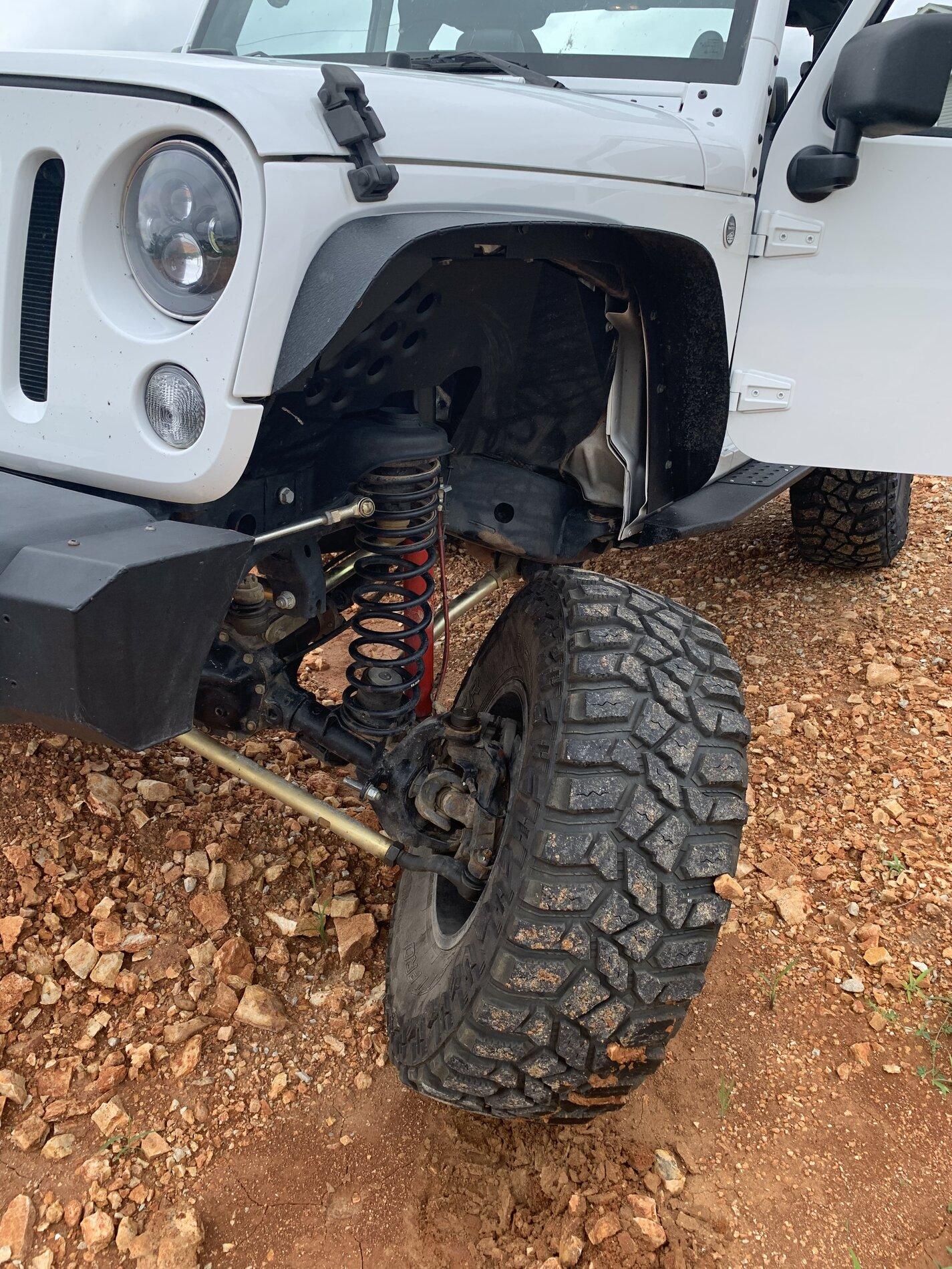 Ford Bronco Sasquatch = Goofy Flares ABD7EA5C-7E58-40ED-BCA0-ECF4CCC838C6