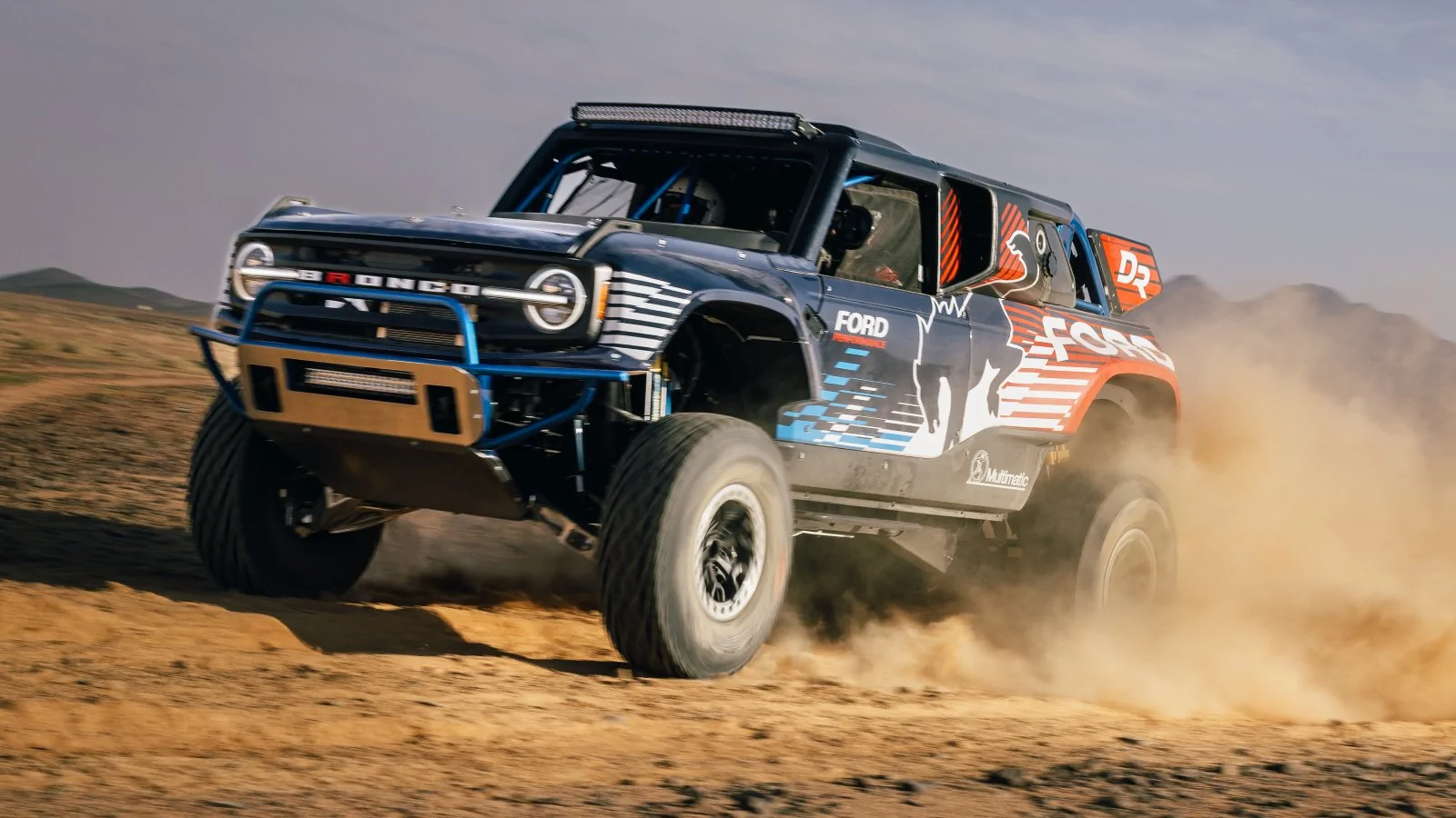 Ford Bronco Land Rover's "Defender Dakar" will be a thing IMG_5185