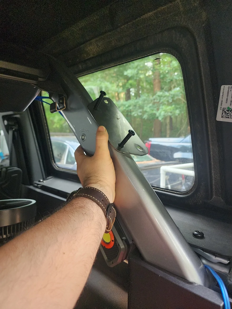 Ford Bronco Fire Protection:  Extinguishers: Dry, Halotron, CO2, Element Stick, Blankets, etc... what are you carrying? 20260818_173543