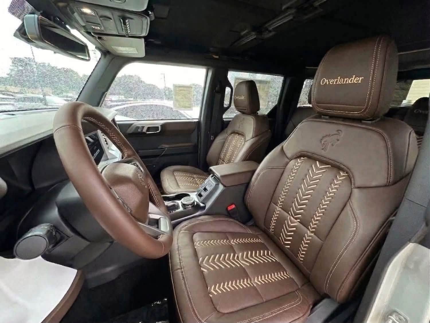 Ford Bronco Bronco Pickup Truck coming in future. Hybrid Bronco arrives 2027 1000016875