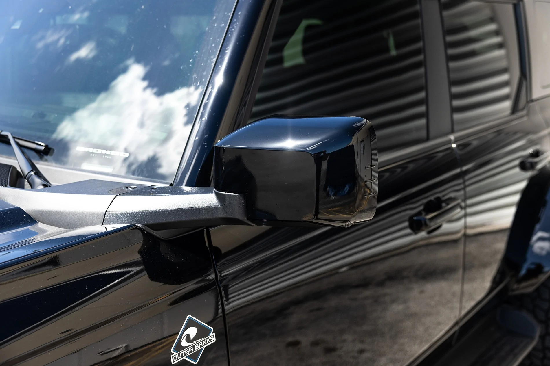 Ford Bronco Painted Mirror Caps for 2026 Bronco NOW AVAILABLE! bronco harlow paint mtachjed-8
