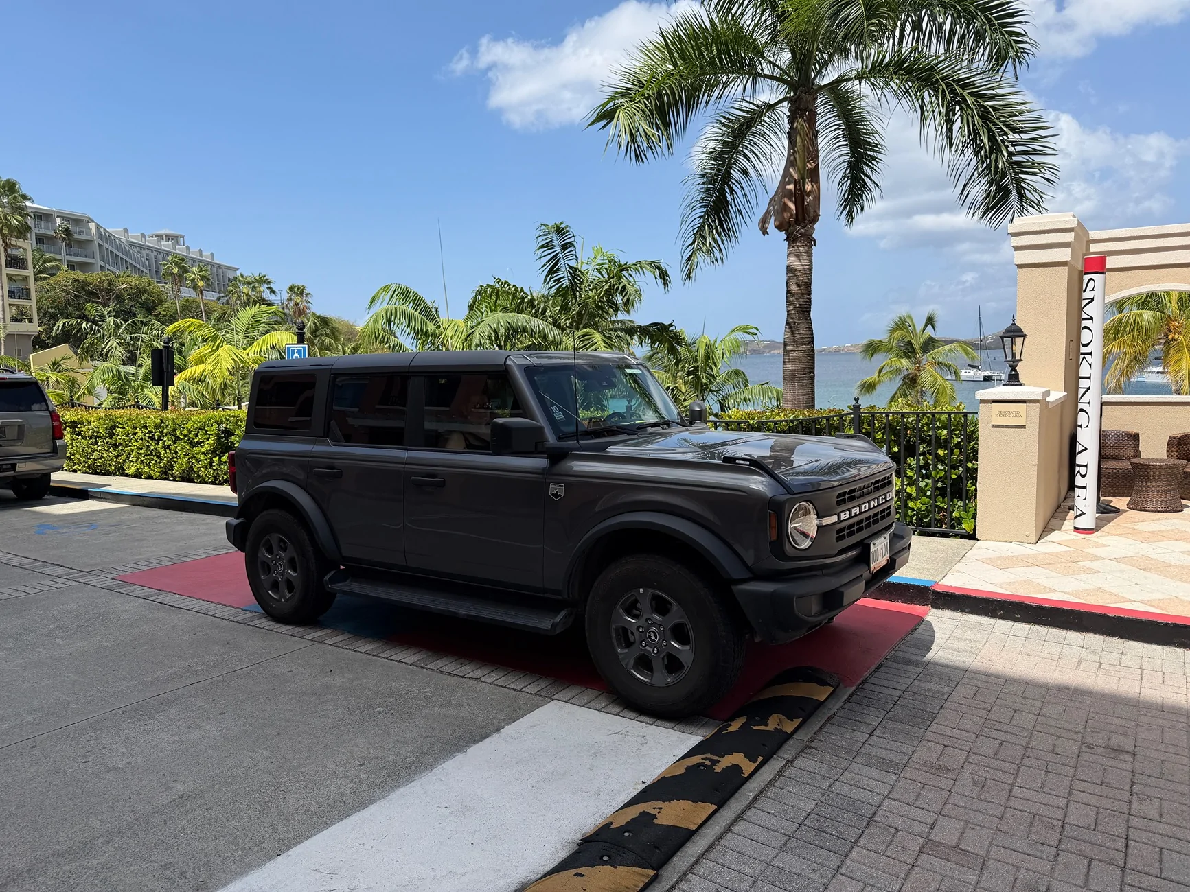 Ford Bronco Rented a Bronco in St. Thomas IMG_1056