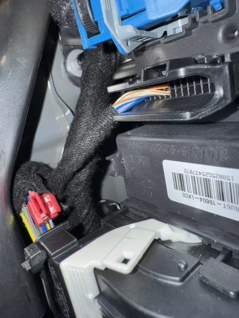 Ford Bronco Aftermarket Footwell LEDs that work with Dome Light Control After Ta