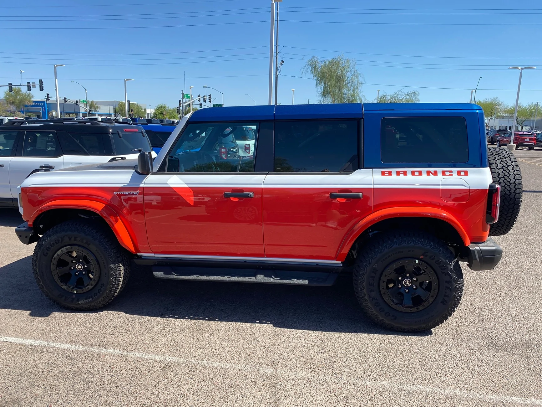 Ford Bronco What’s Your Favorite 2026 Color Offering? IMG_0824