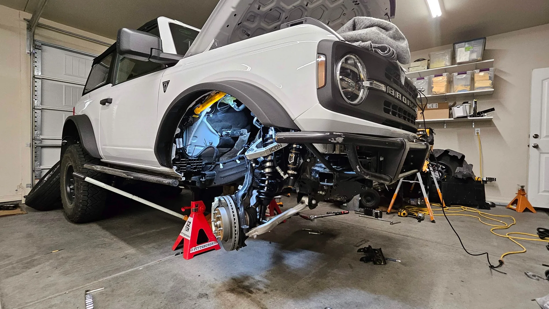 Ford Bronco 2023 Sasquatch 2dr Manual - Built for Capability and Reliability. 37s 20251203_104135