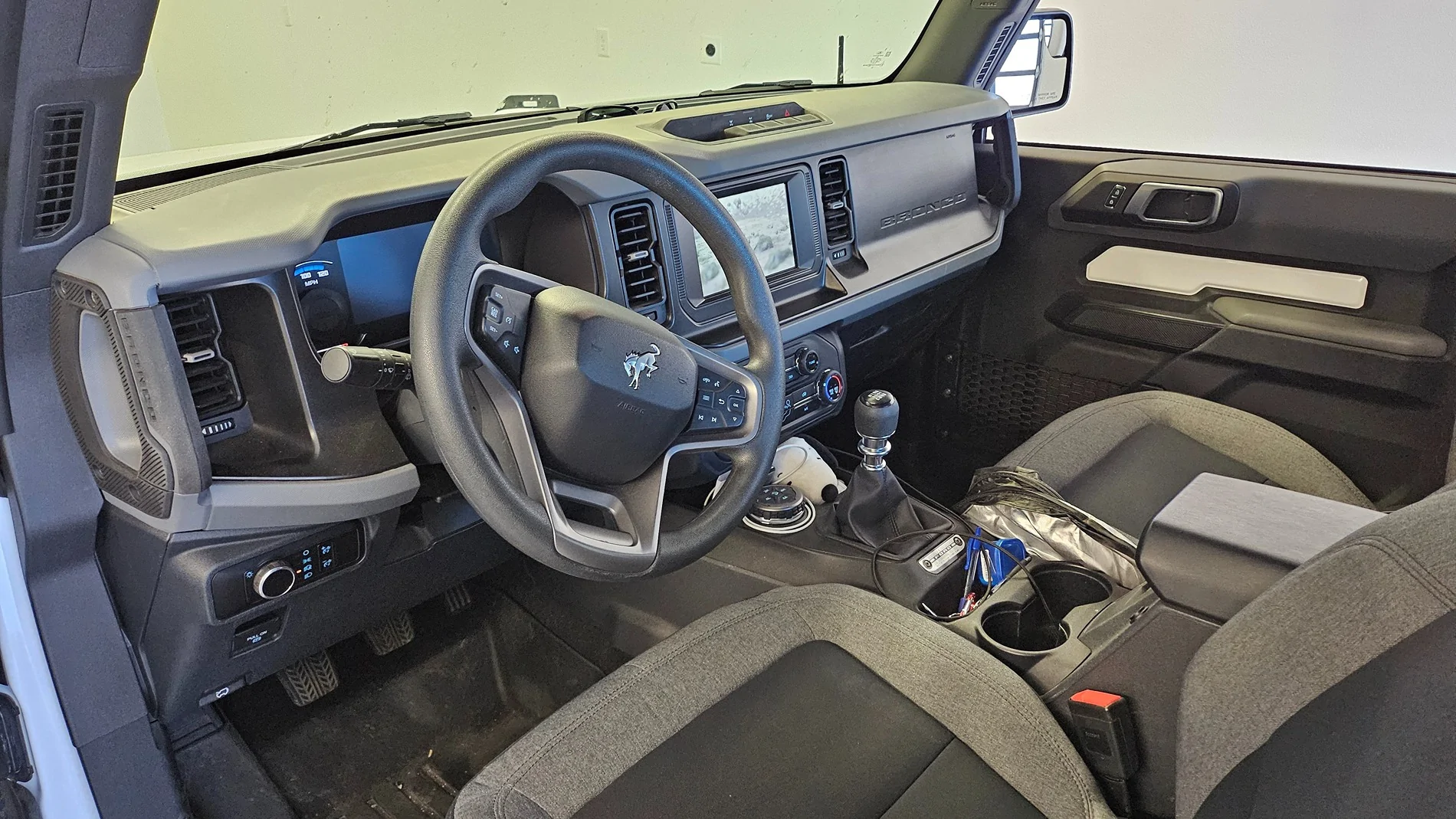 Ford Bronco 2023 Sasquatch 2dr Manual - Built for Capability and Reliability. 37s 20260818_083856