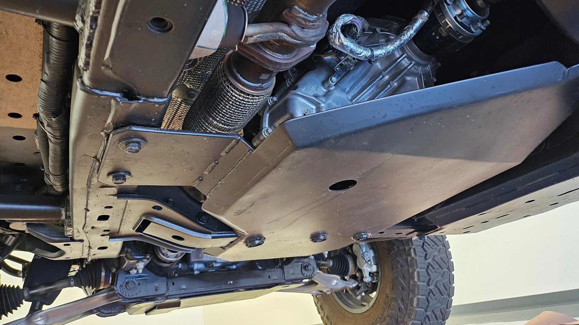 Ford Bronco 2023 Sasquatch 2dr Manual - Built for Capability and Reliability. 37s 20260818_083718