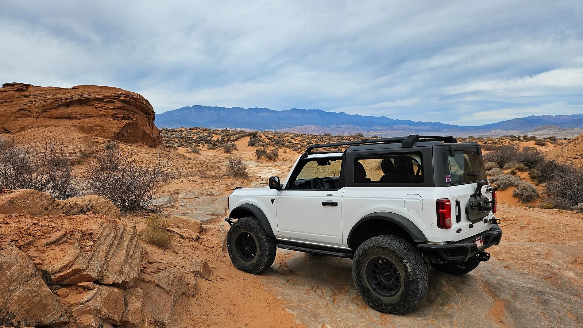 Ford Bronco 2023 Sasquatch 2dr Manual - Built for Capability and Reliability. 37s 20241212_135817