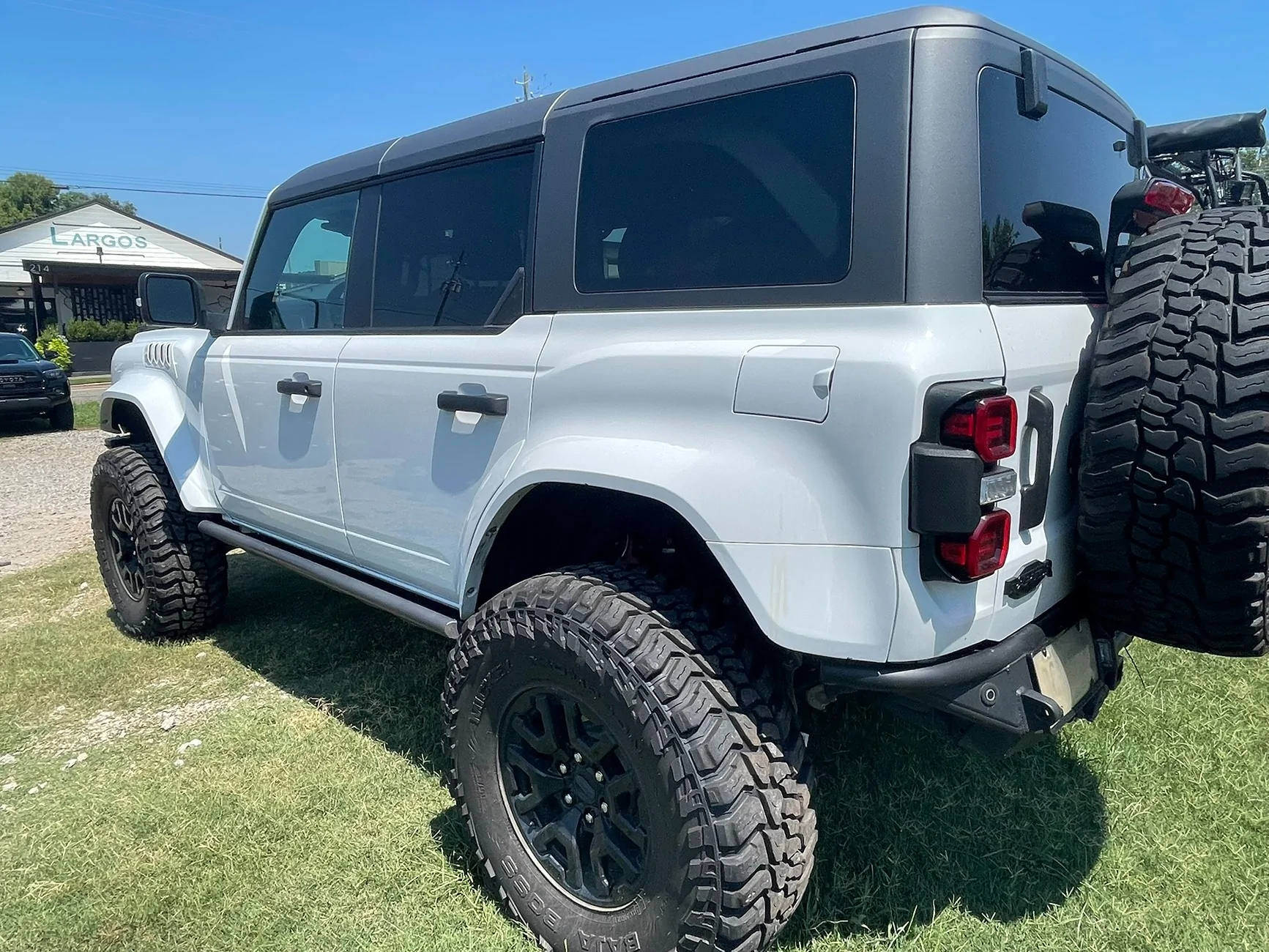 Ford Bronco Bronco Raptor hater poll (Keep it friendly:) IMG_7350