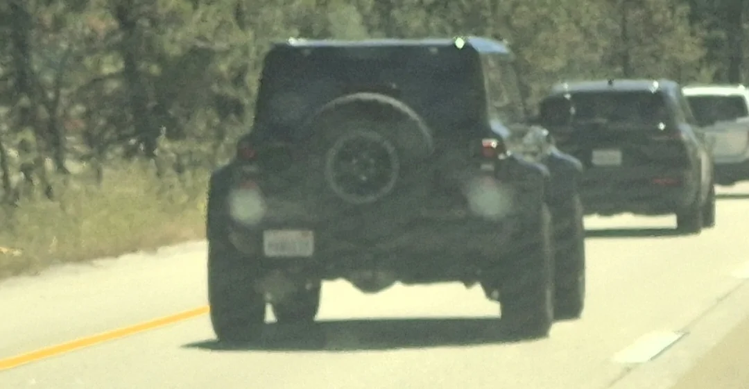 Ford Bronco Bronco Raptor hater poll (Keep it friendly:) Screenshot_20260825_105503_Gallery
