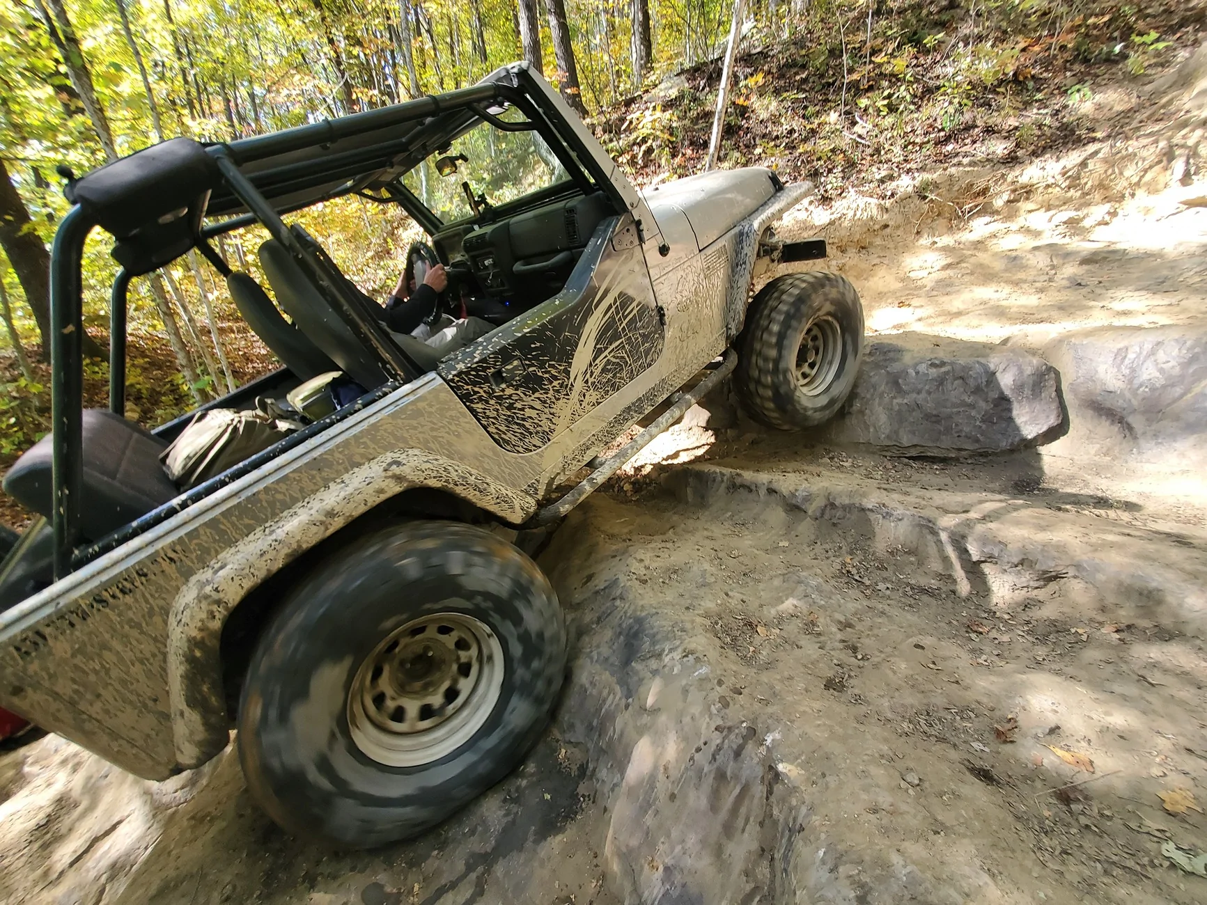 Ford Bronco Test drove a 2026 Badlands -  do all Broncos have this much tire noise? 20251025_152307
