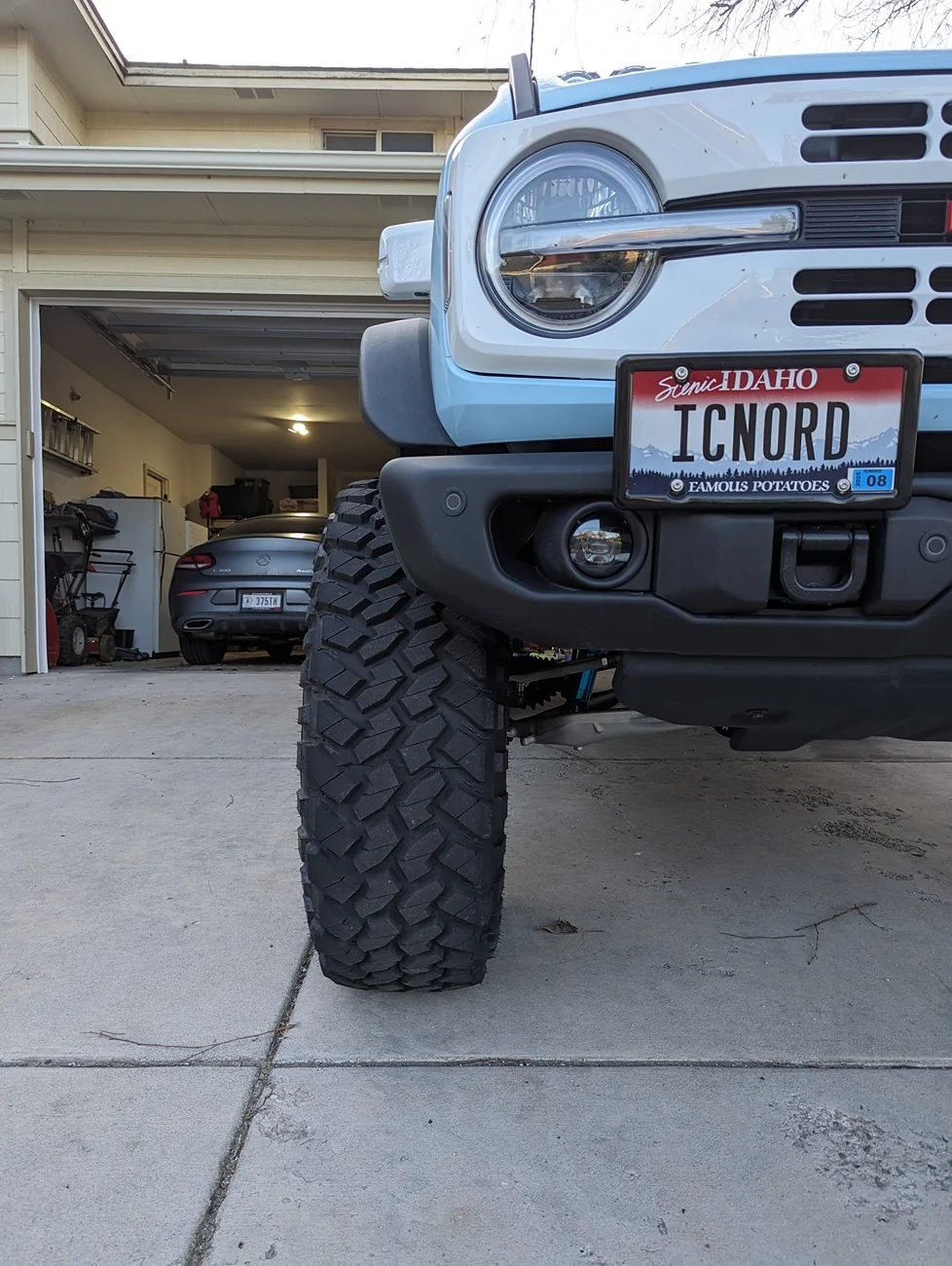 Ford Bronco Which is best way to improve stance? trimmed bumper front
