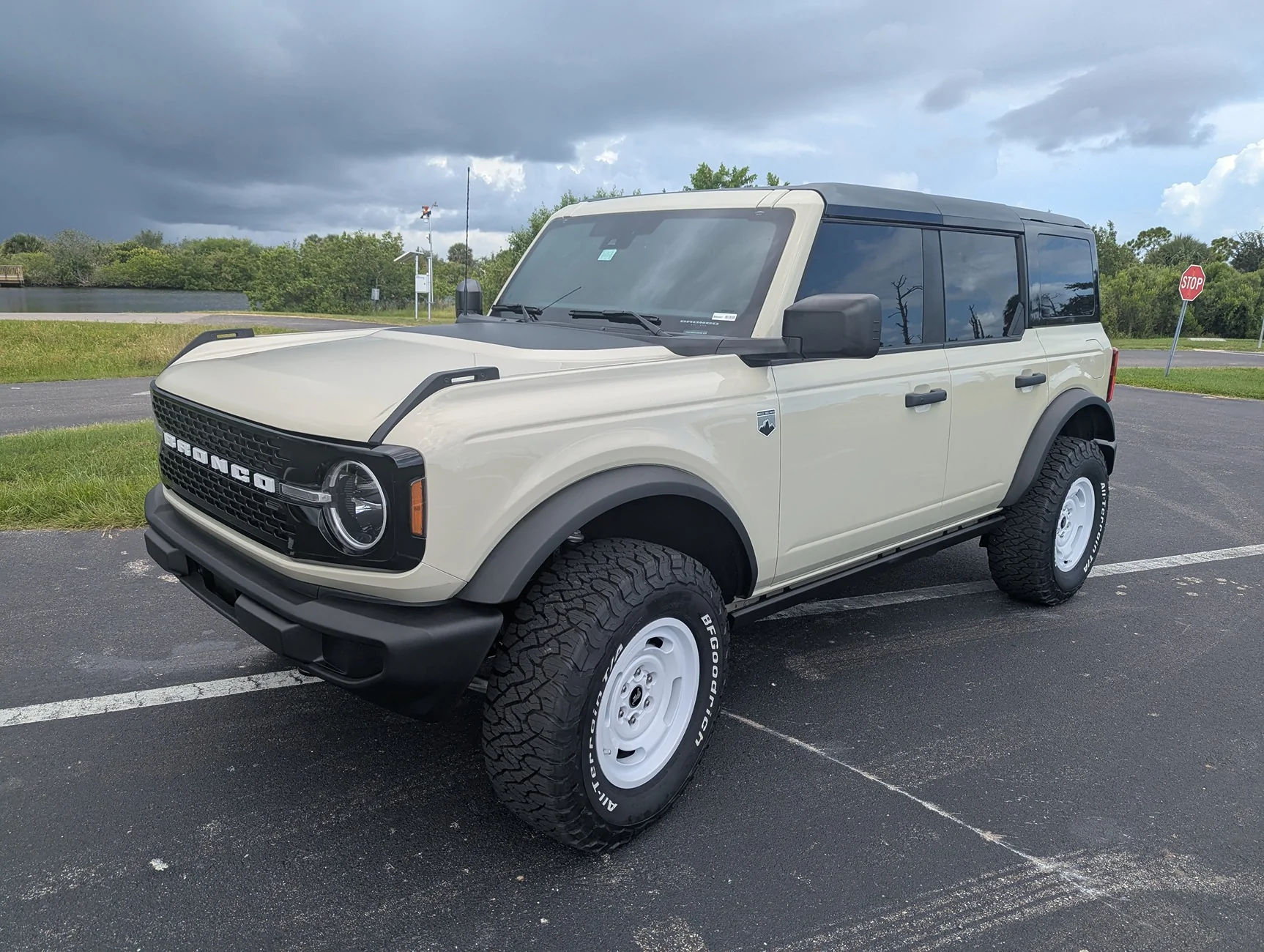 Ford Bronco Show us your installed wheel / tire upgrades here! (Pics) PXL_20260827_143814477.MP