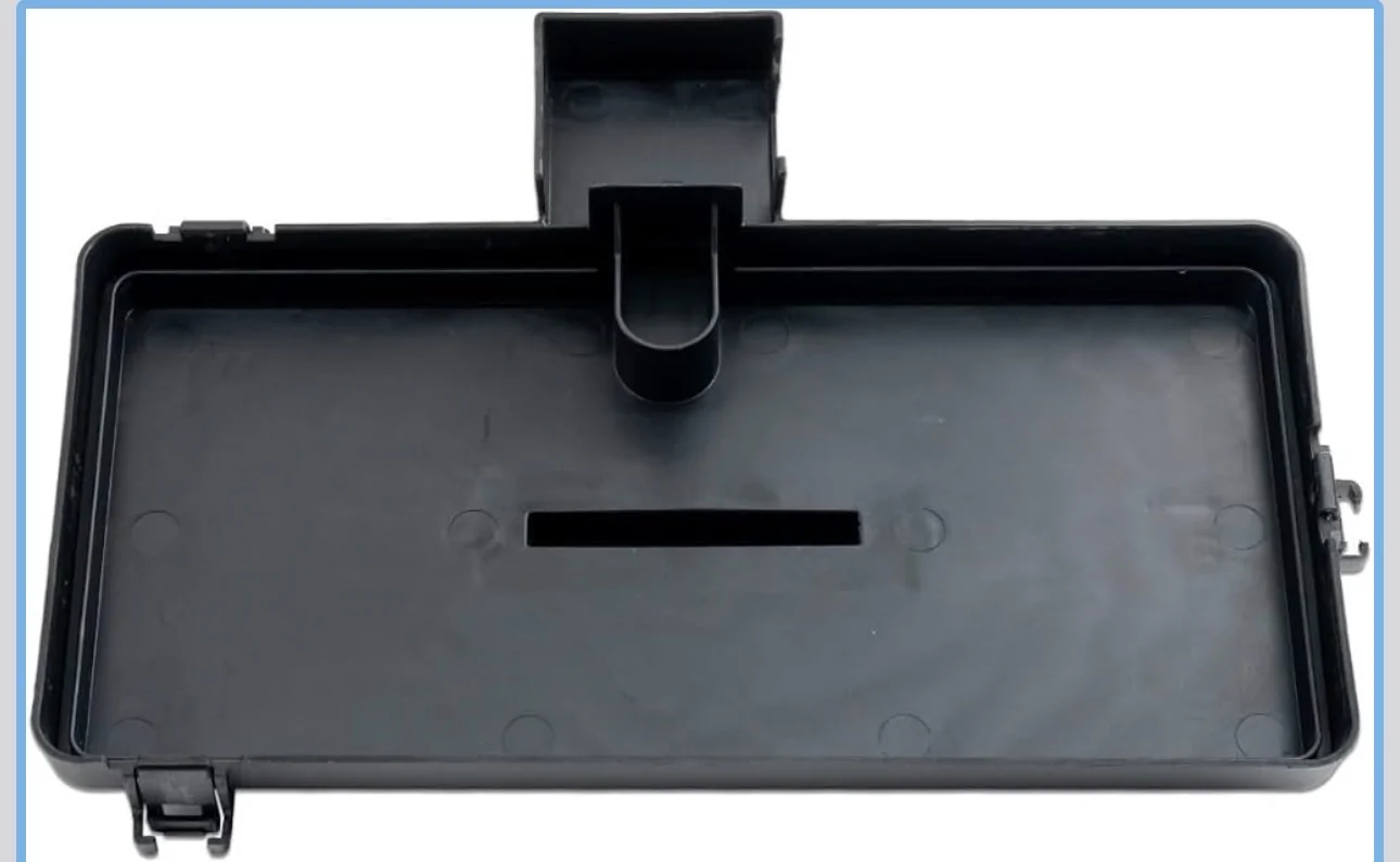 Ford Bronco IAG I-Line Fuse Box Cover w/Pass-Through IMG_8434