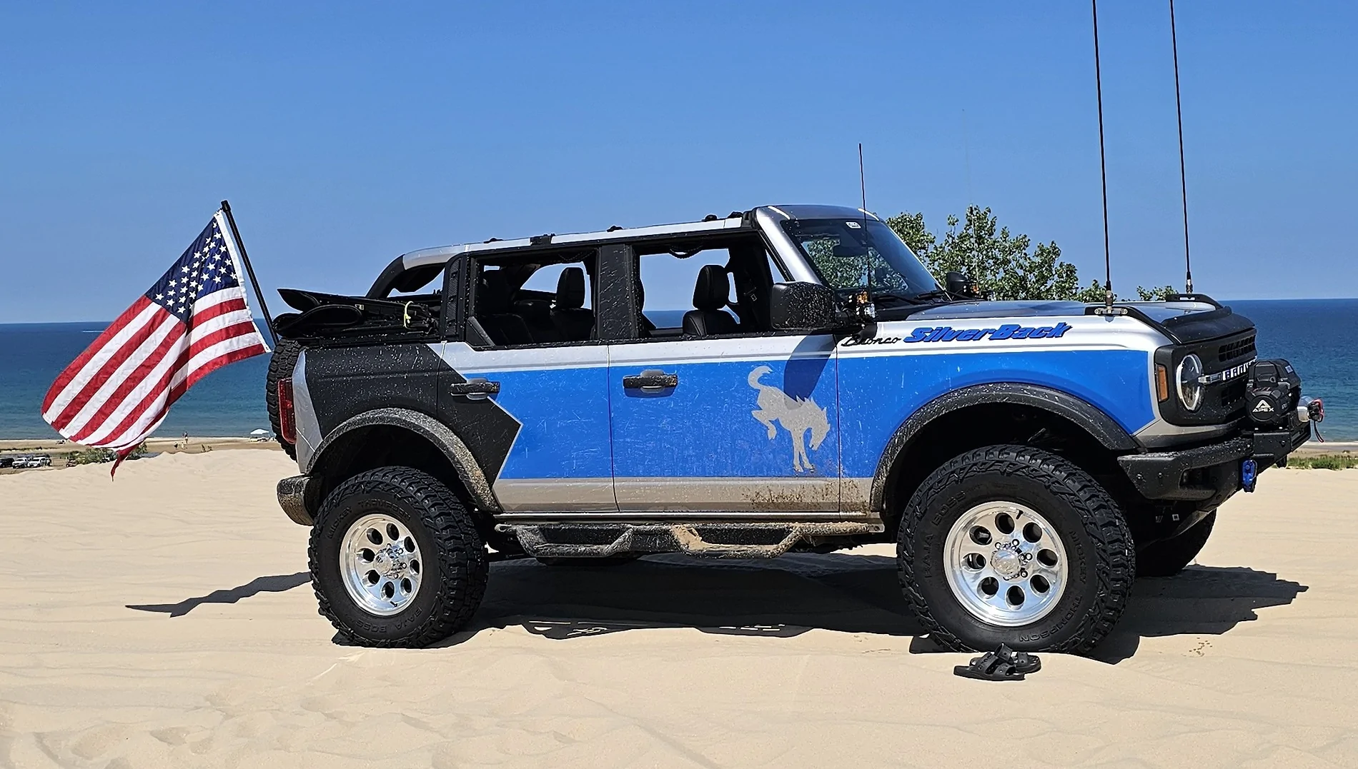Ford Bronco ICONIC SILVER Bronco Club 20260706_120622