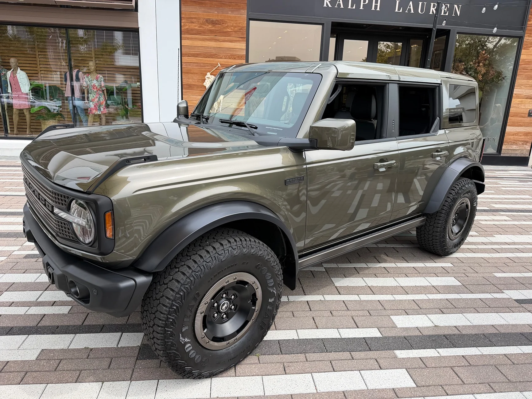 Ford Bronco Bronco Filson Road Tour - All Cities List IMG_2906