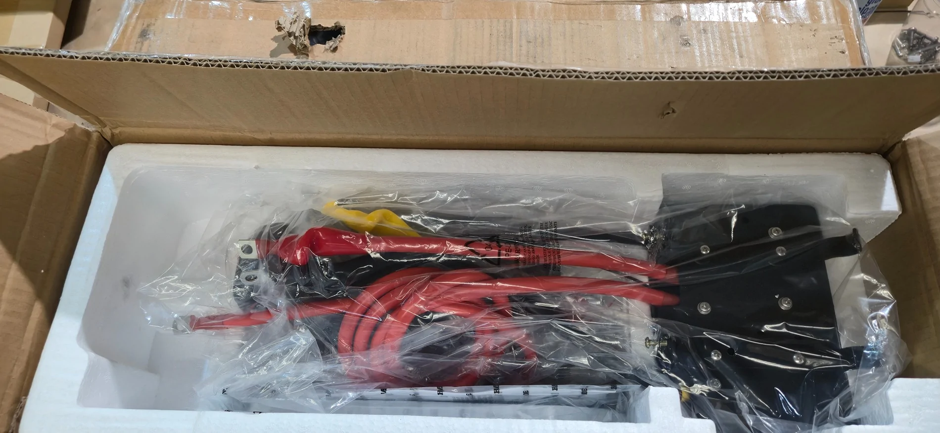 Ford Bronco 12k winch for under $100 20260829_171936