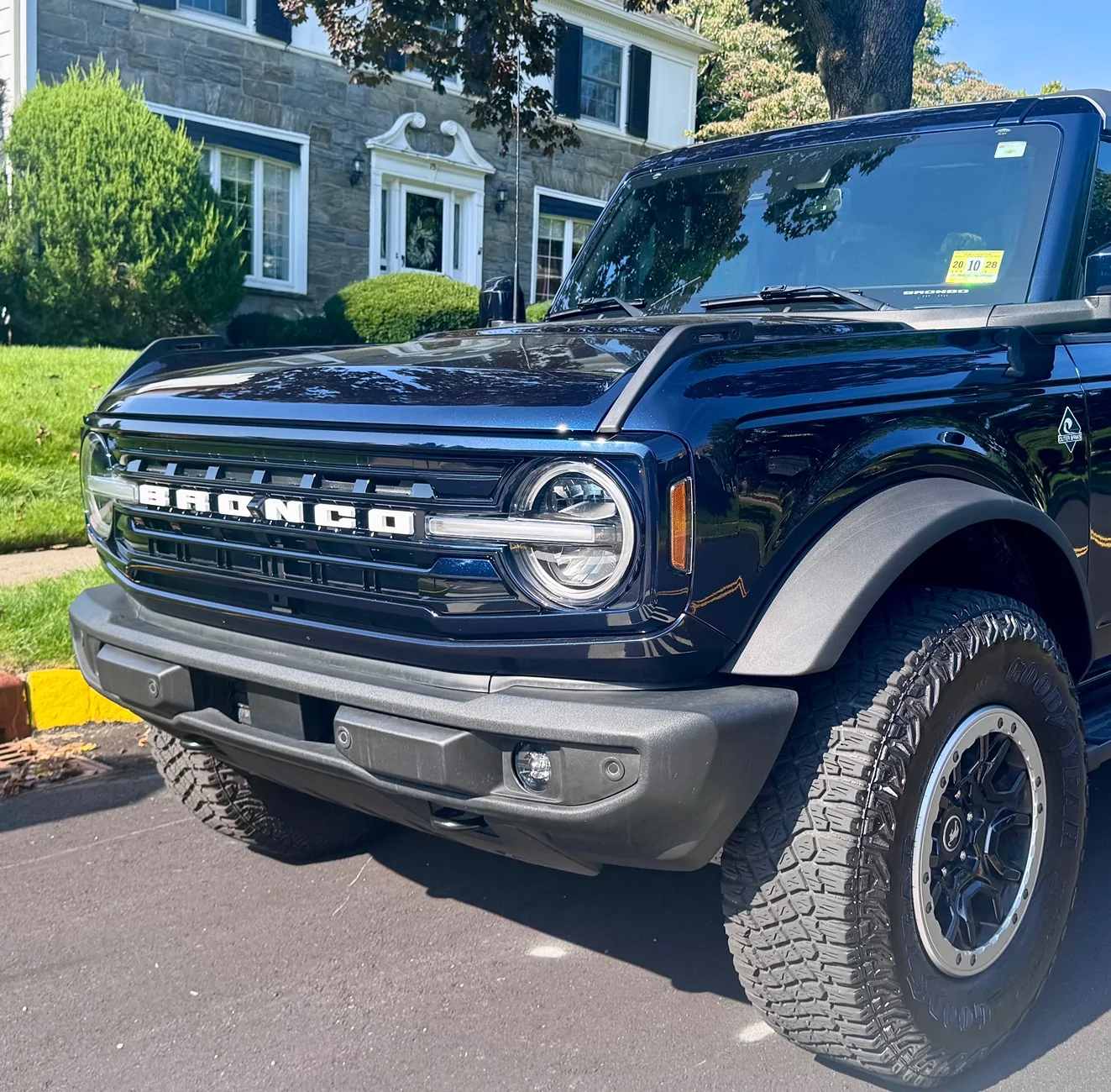 Ford Bronco New Ford Modular Grille - Custom painted antimatter blue IMG_7380