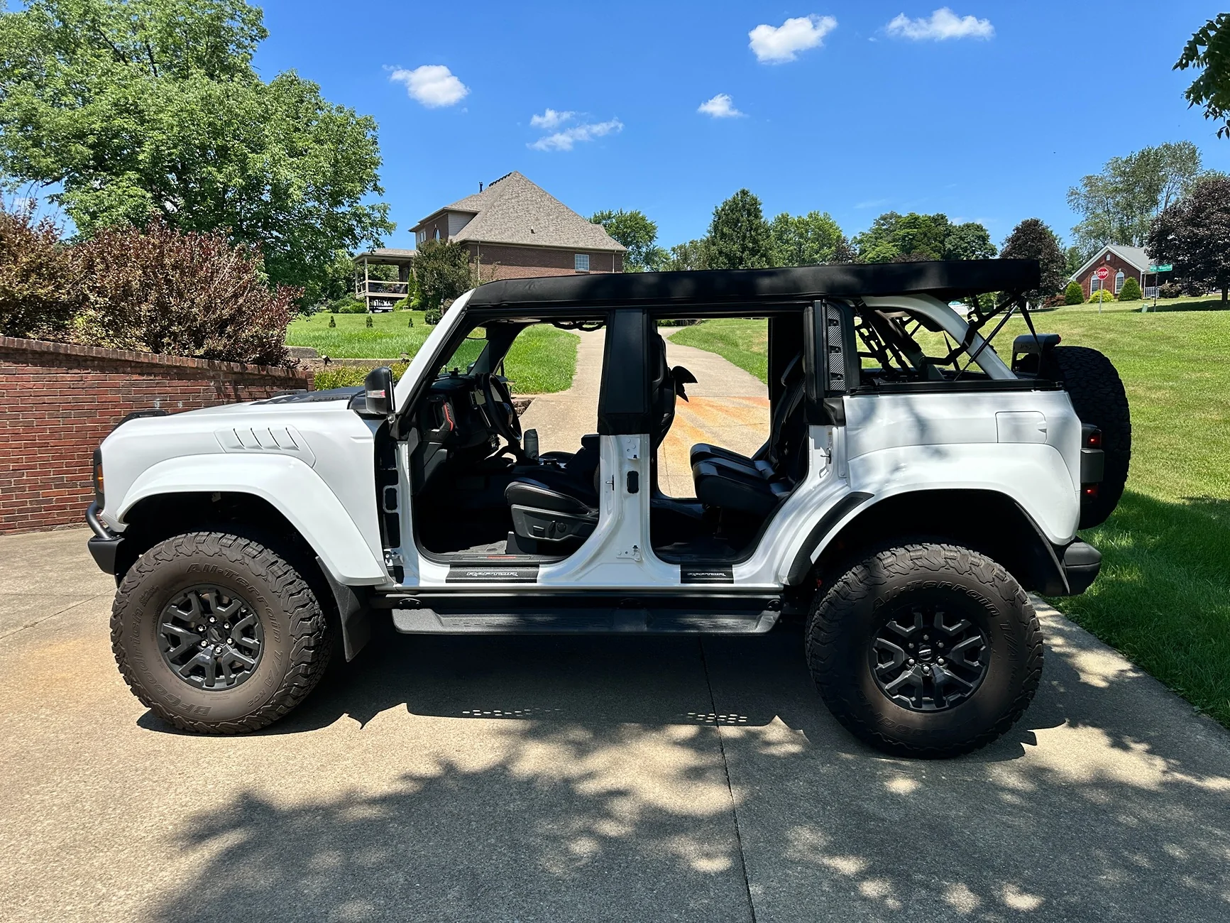 Ford Bronco Bronco Raptor - Need Help Understanding Soft Top Options 19B6C10A-09C3-46D0-BD34-E2DD0D2DBF1B