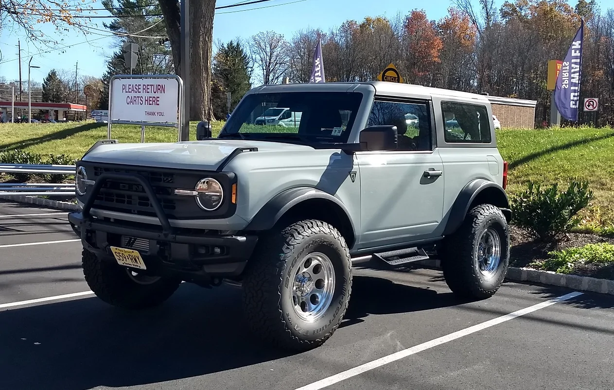 Ford Bronco Used Bronco search mybronco_37procomp8_foglights2
