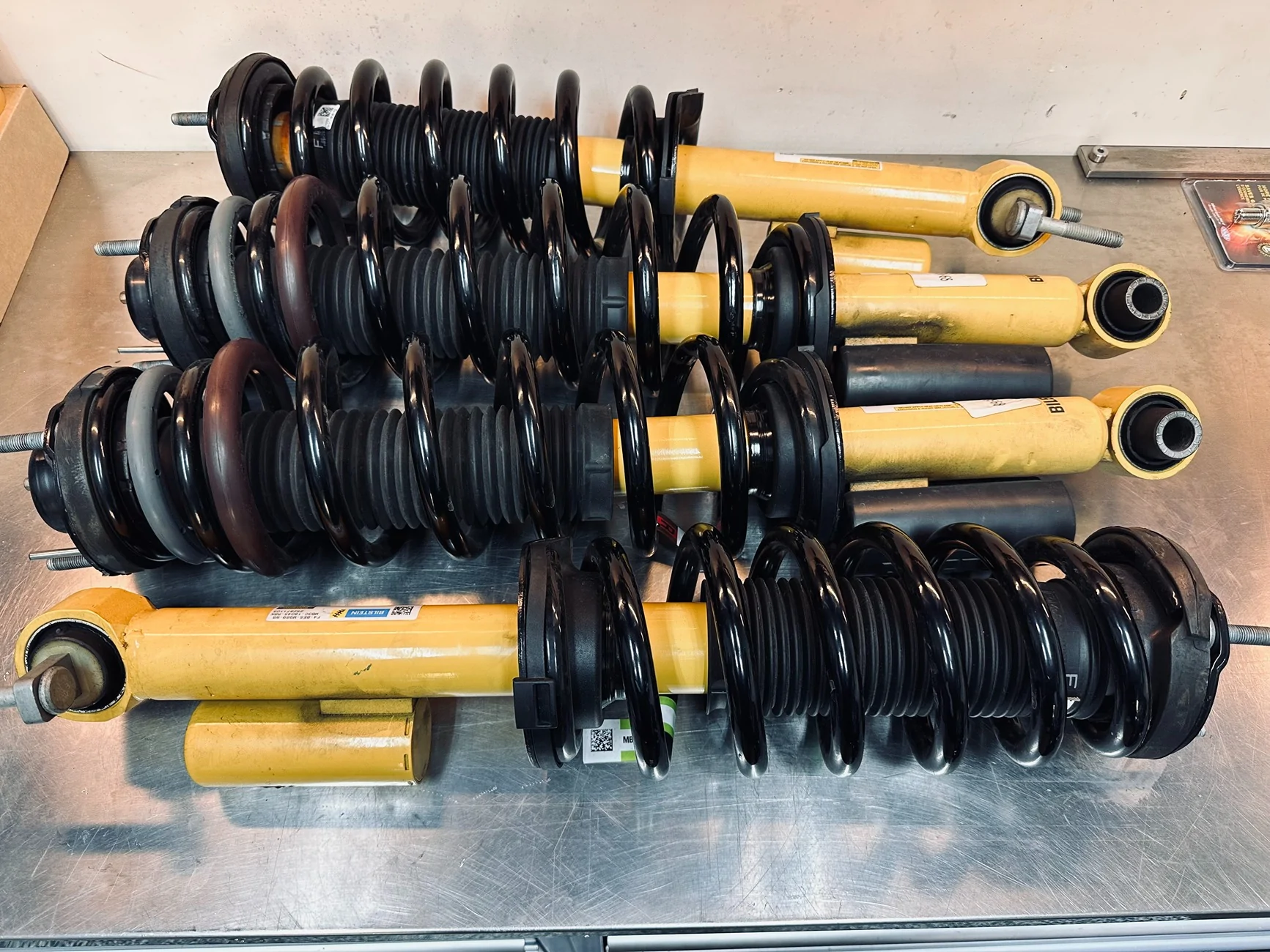 Ford Bronco Eibach shocks vs Fox HOSS 3.0 Before Cleaning