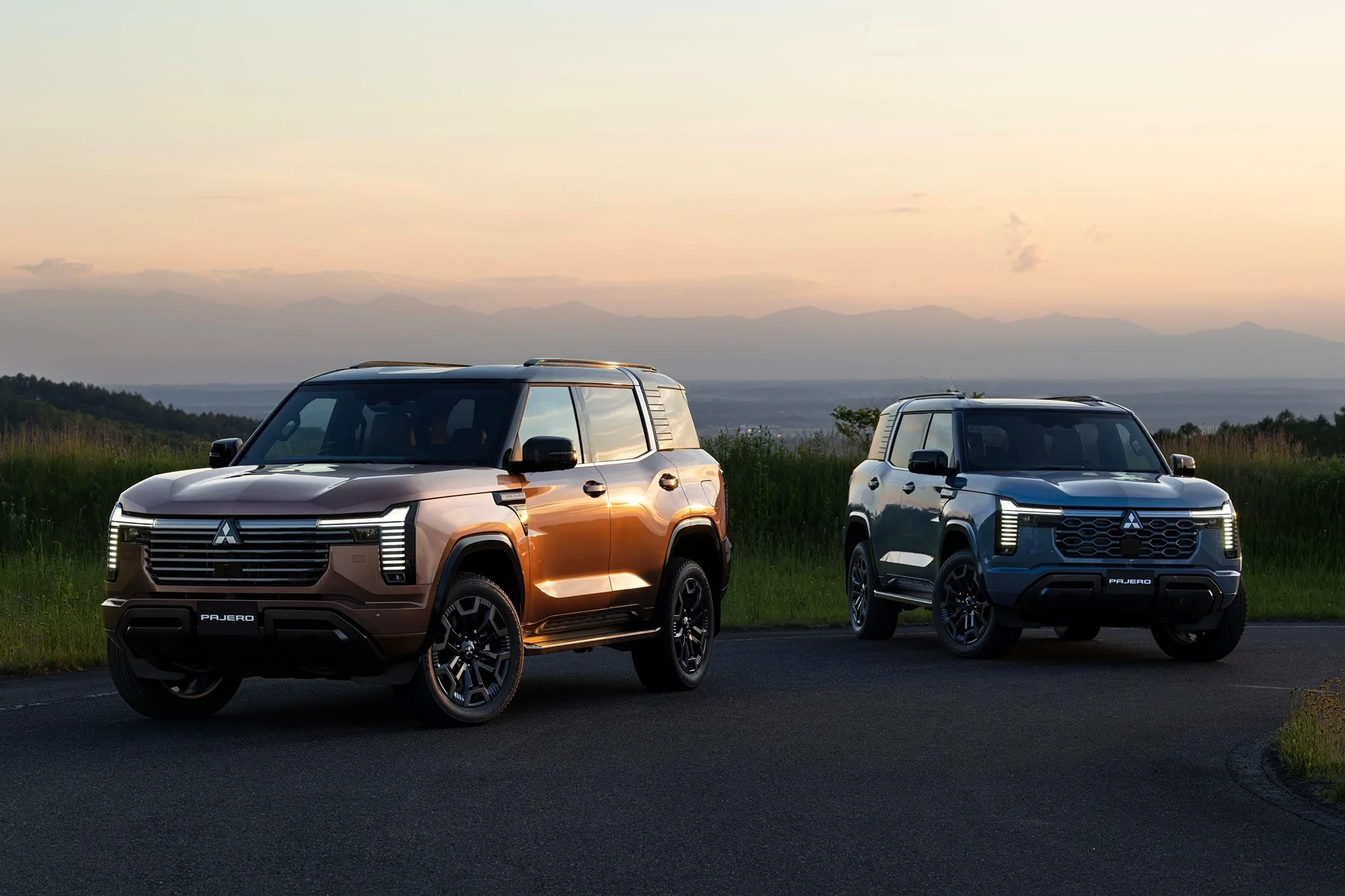 Ford Bronco 2027 Mitsubishi Montero (Pajero) is back 2027-mitsubishi-pajero-reveal-exterior-2